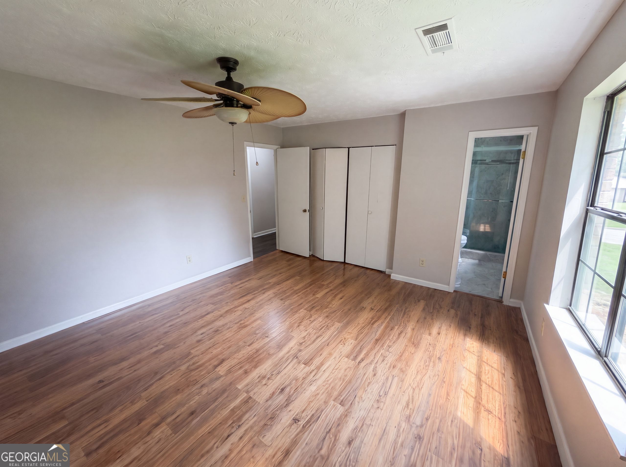 165 Splitwood Lane Property Photo 8