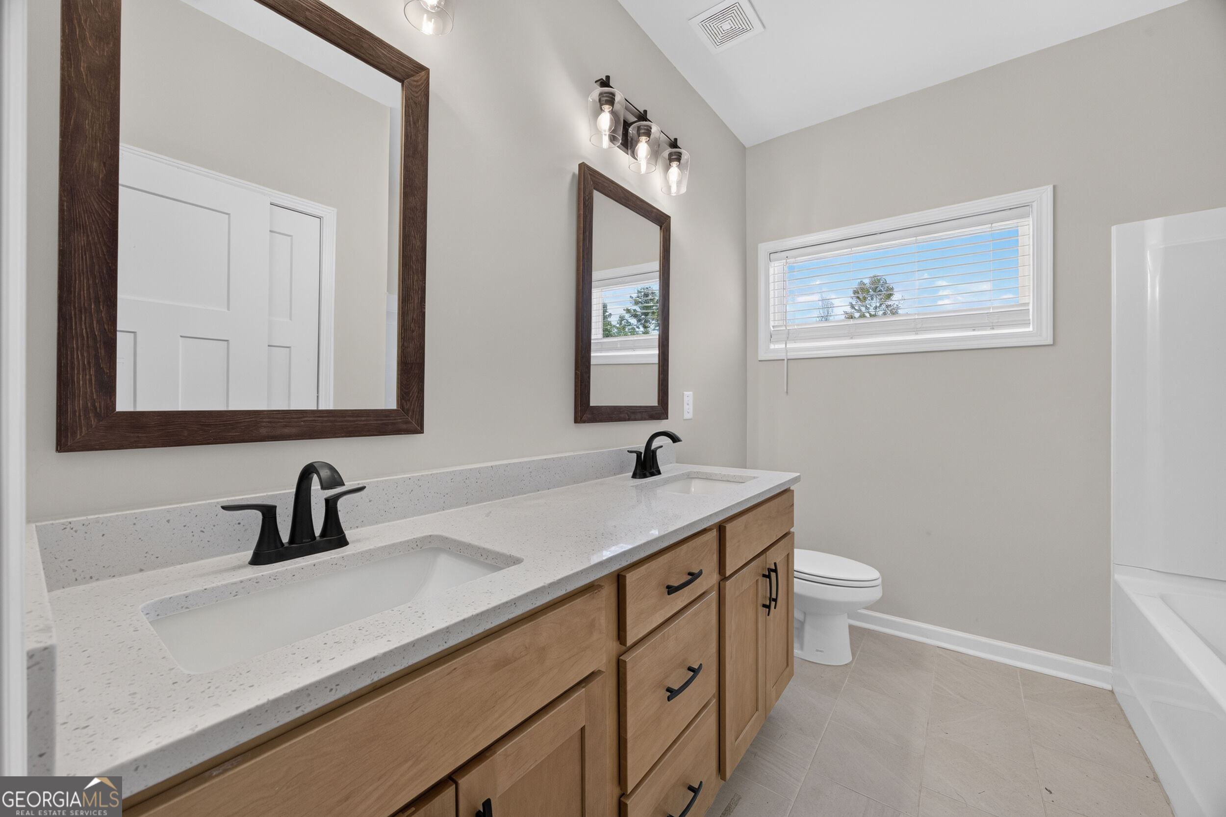 246 Field Road Property Photo 25