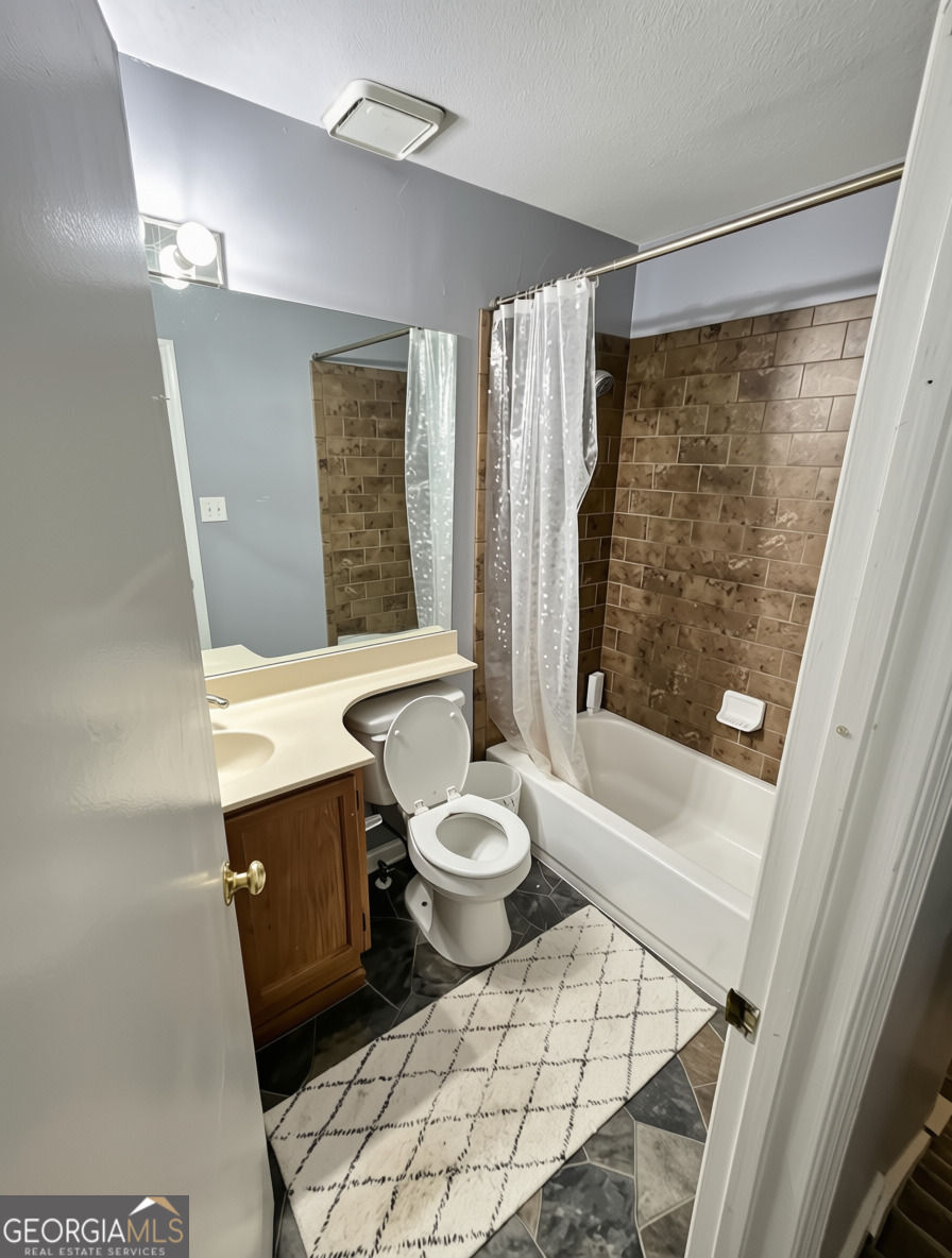 976 Worcester Place Nw Property Photo 30