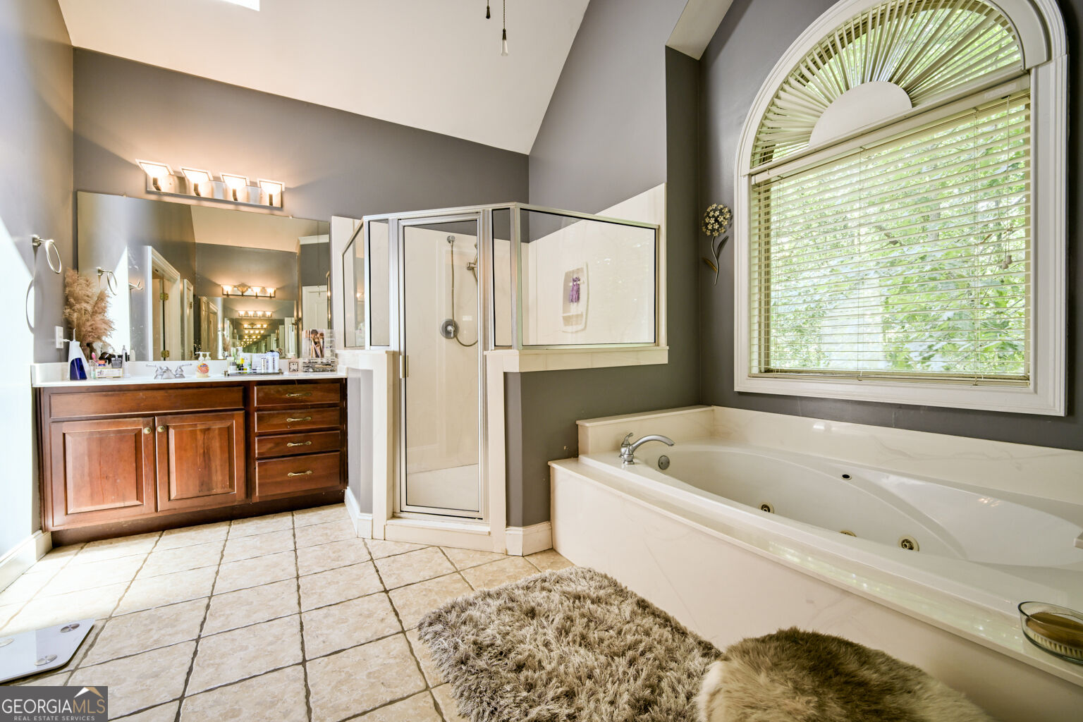 12426 Edgewater Drive Property Photo 34