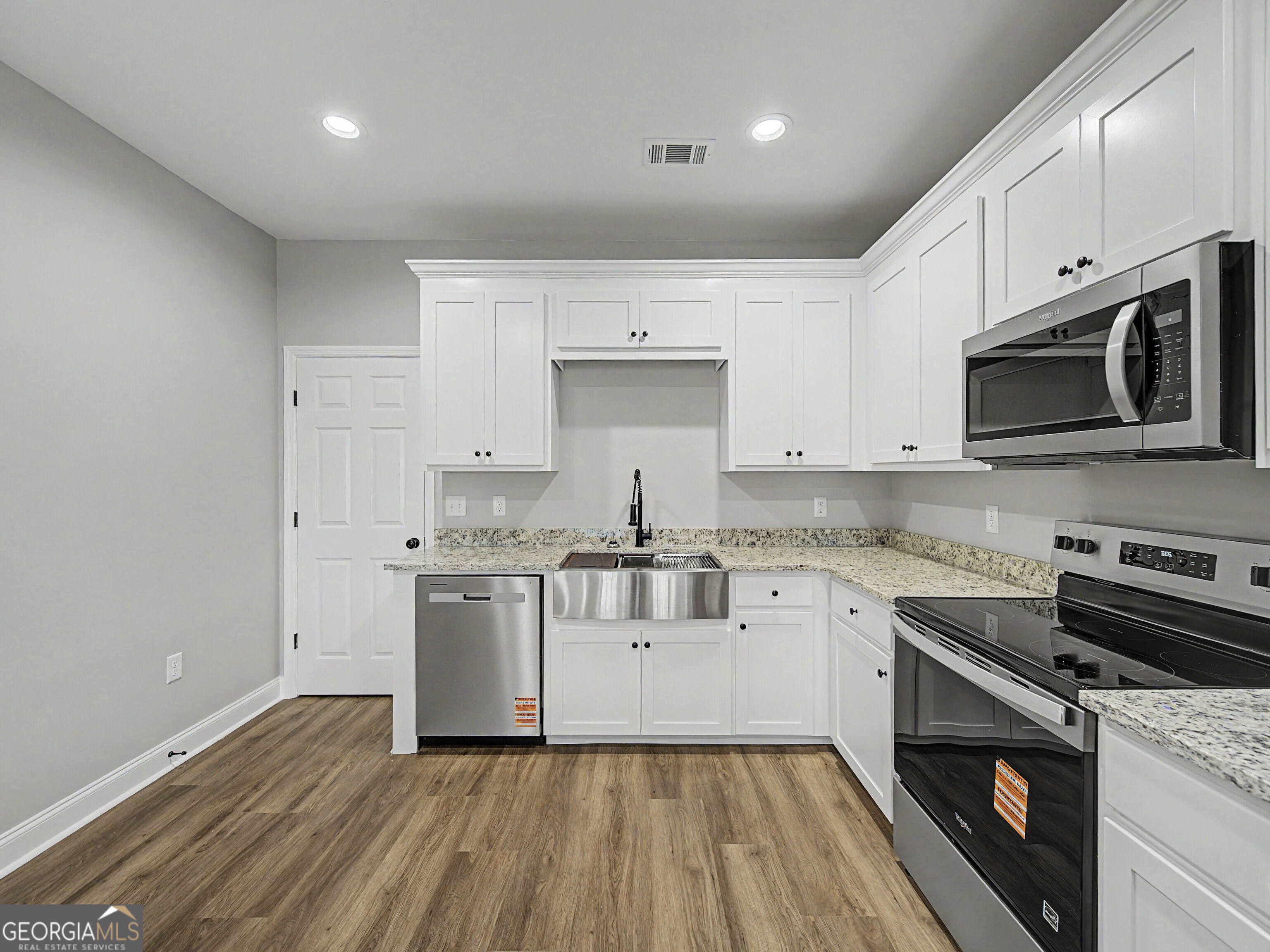 515 Birch Street Property Photo 15