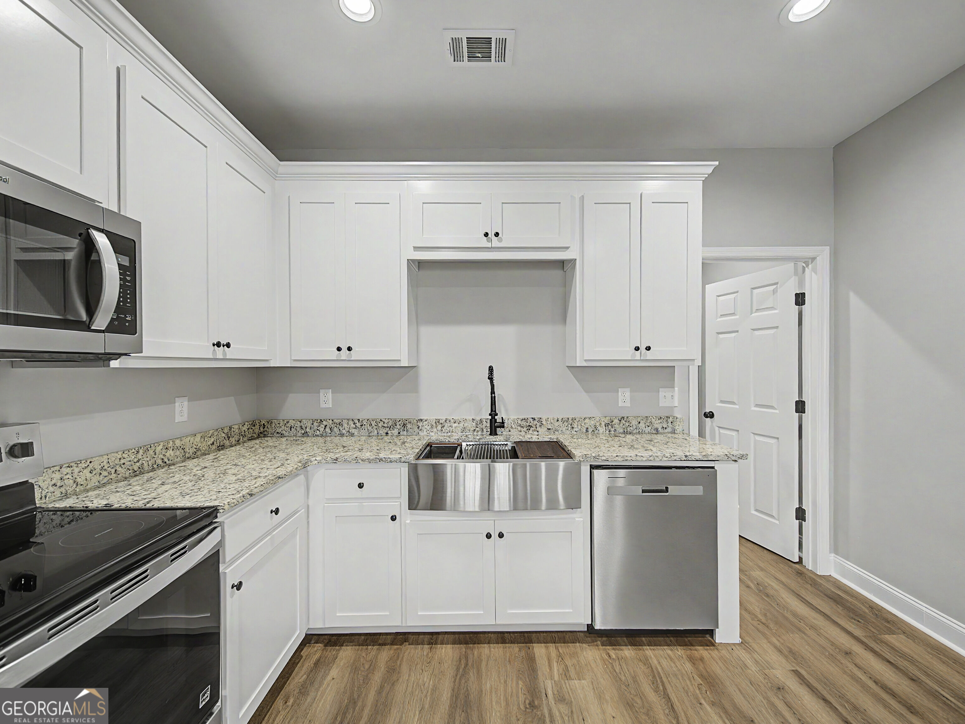 515 Birch Street Property Photo 17