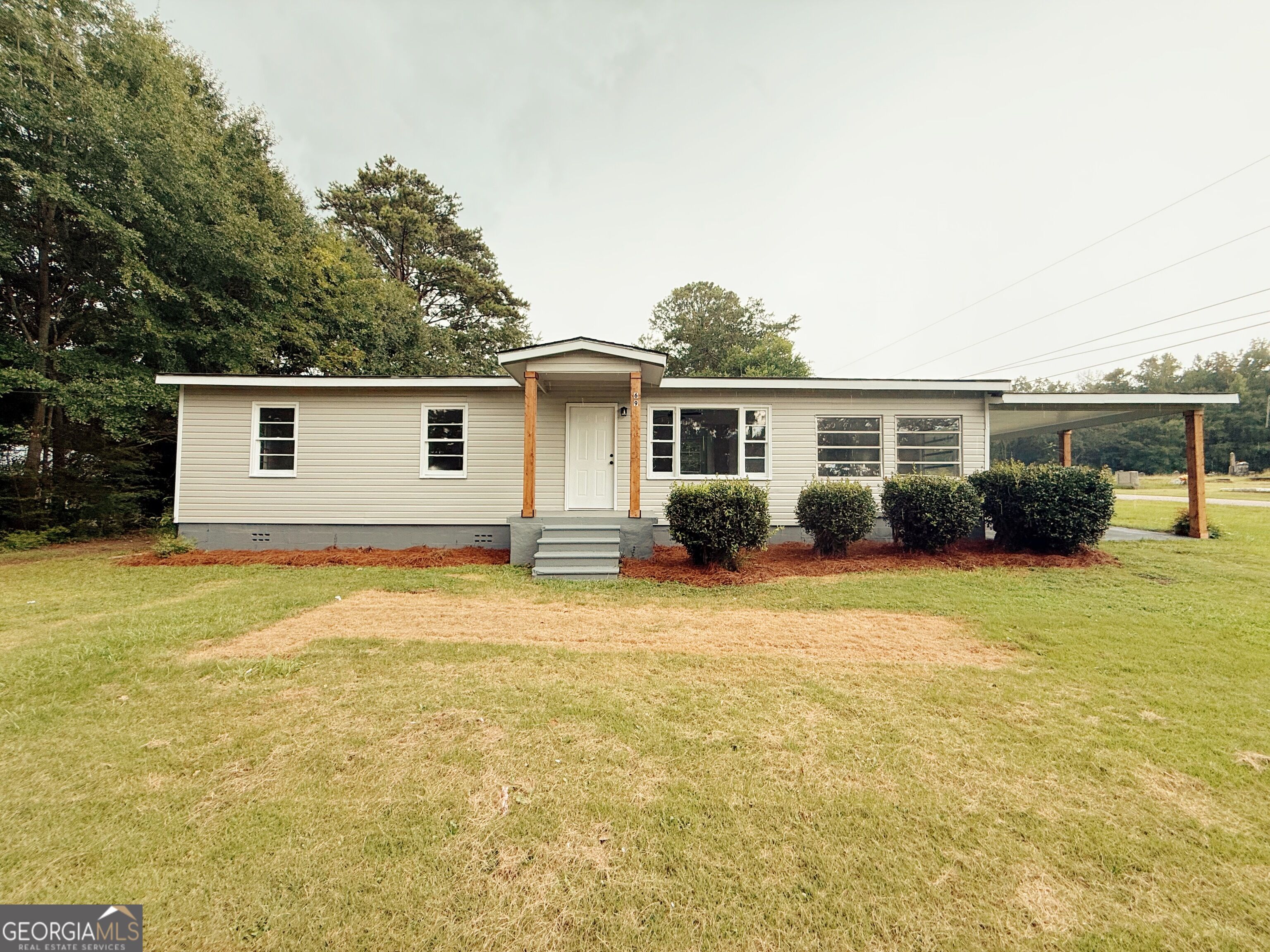 69 Oak Ave Street Property Photo 1