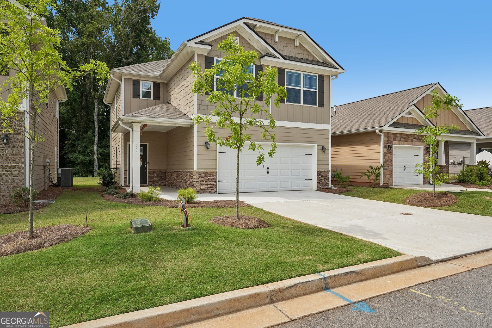 111 Vineyard Walk Property Photo 2