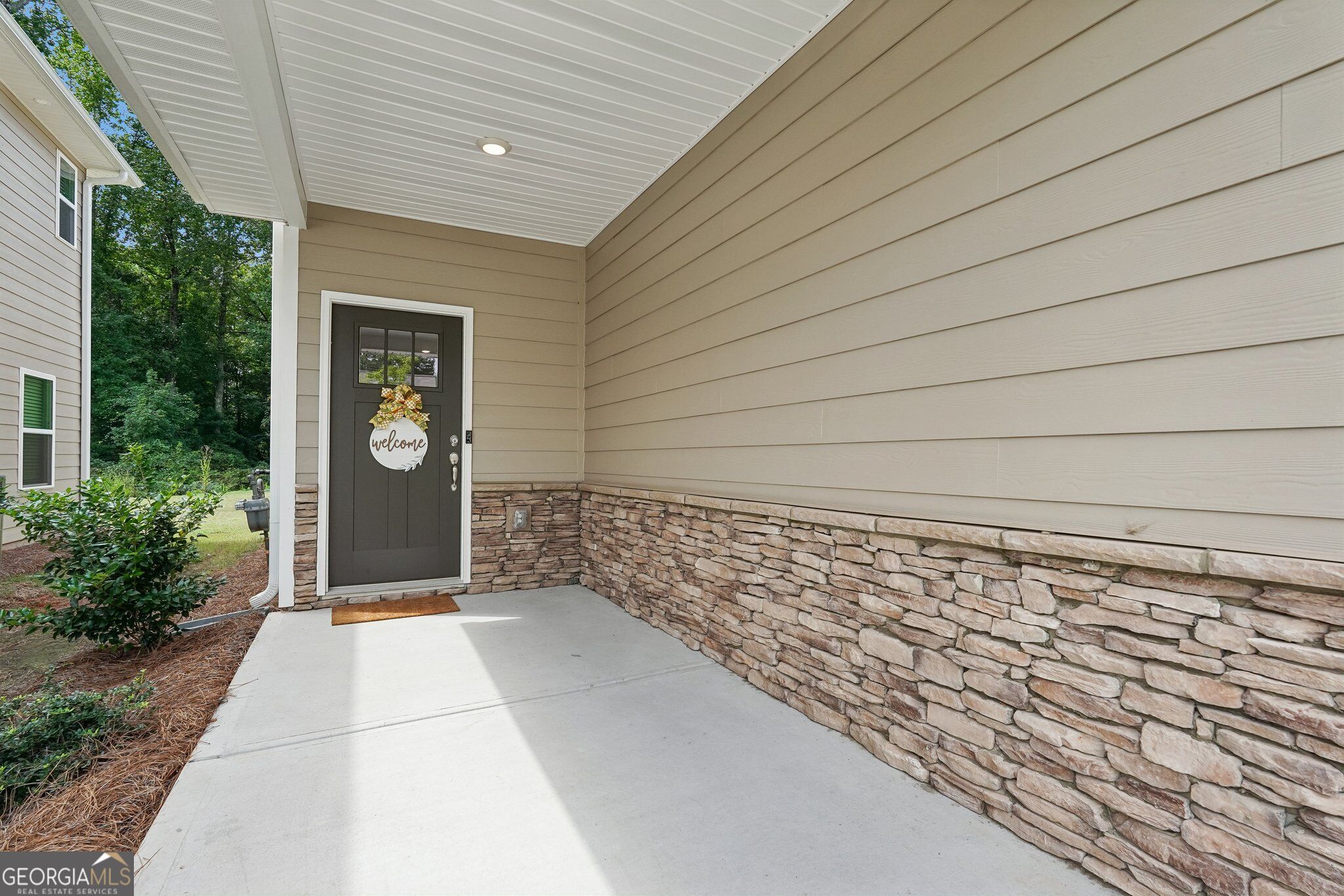 111 Vineyard Walk Property Photo 3