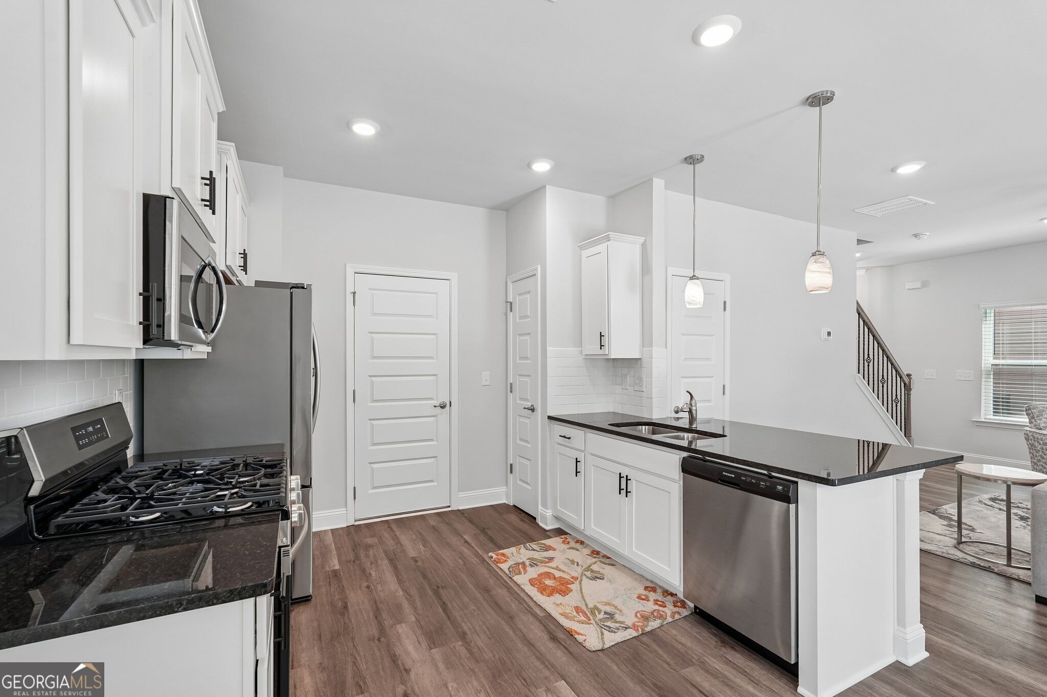 111 Vineyard Walk Property Photo 9
