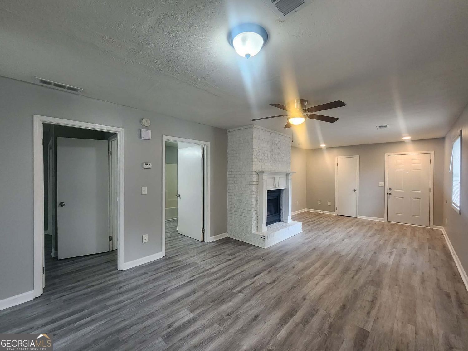 1168 Pinedale Circle Nw Property Photo 4