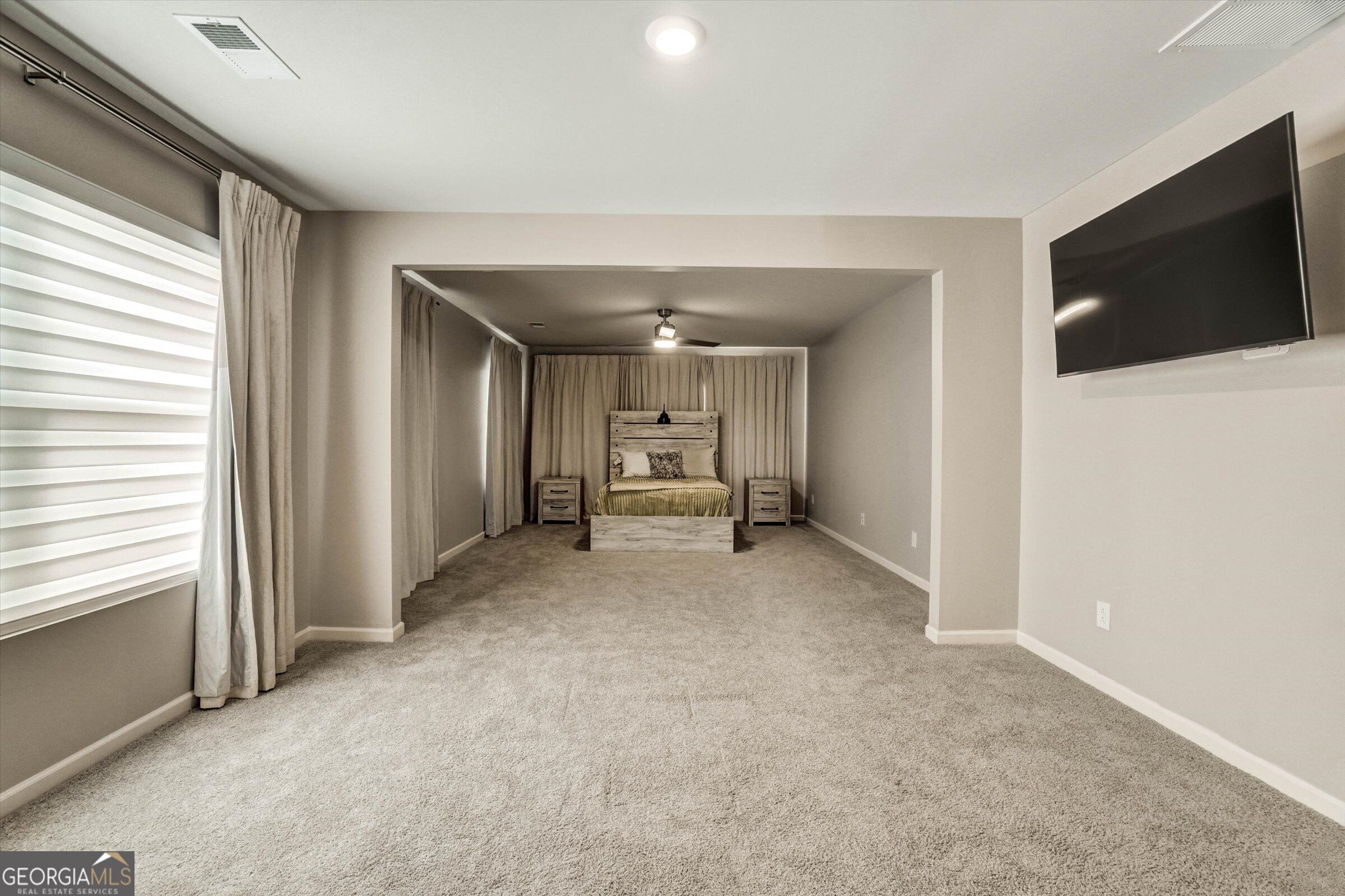 386 Thompson Drive Property Photo 28