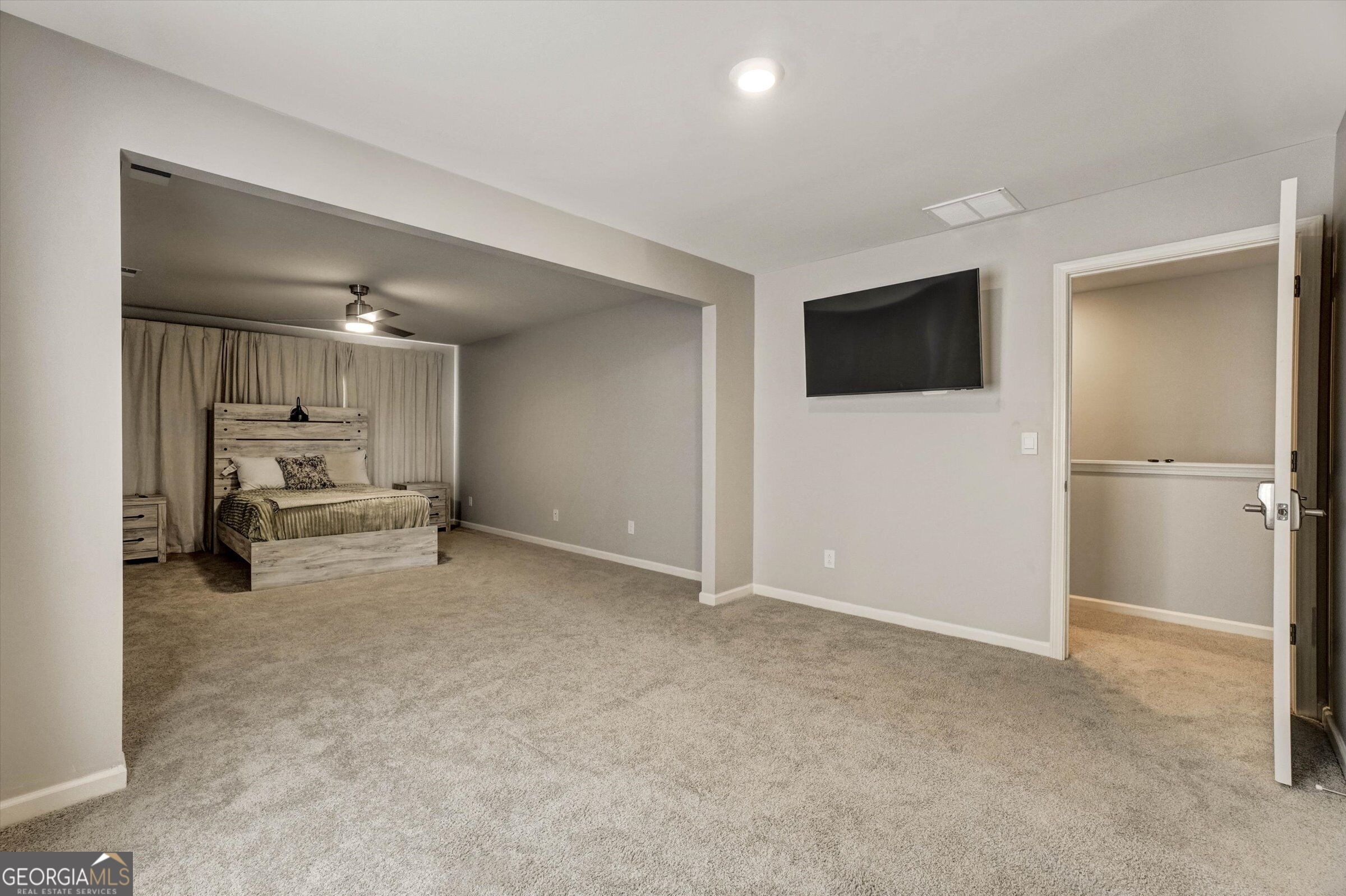 386 Thompson Drive Property Photo 29
