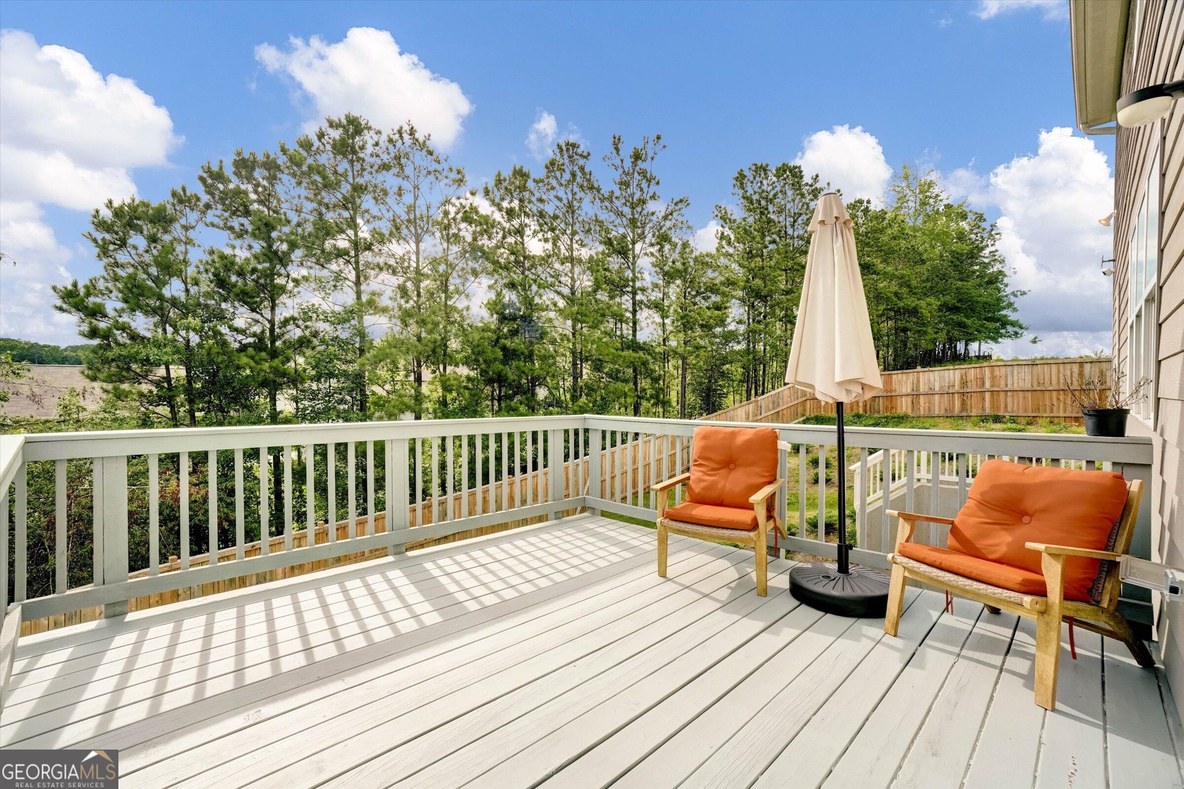 386 Thompson Drive Property Photo 45