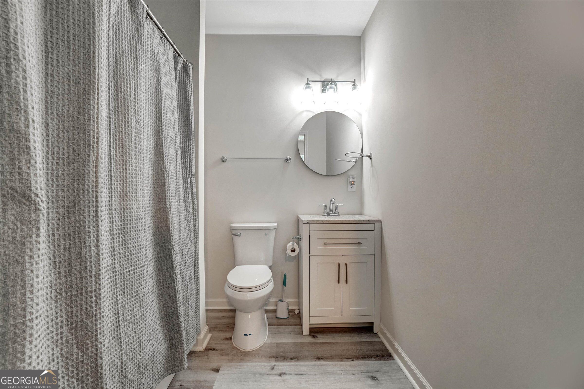 386 Thompson Drive Property Photo 64