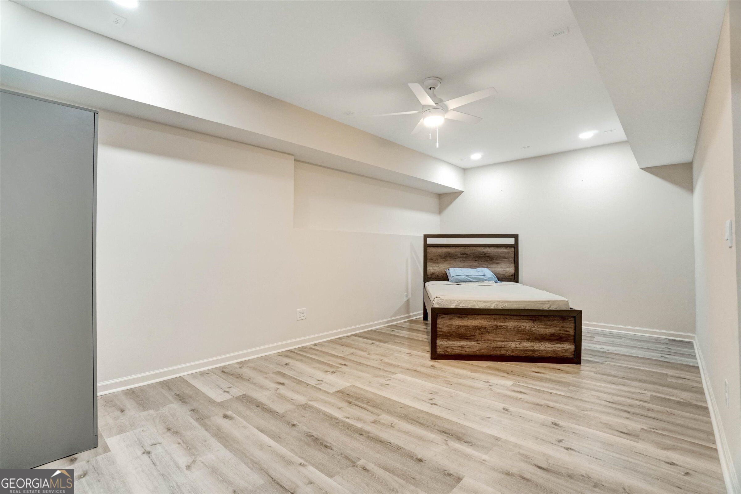 386 Thompson Drive Property Photo 69