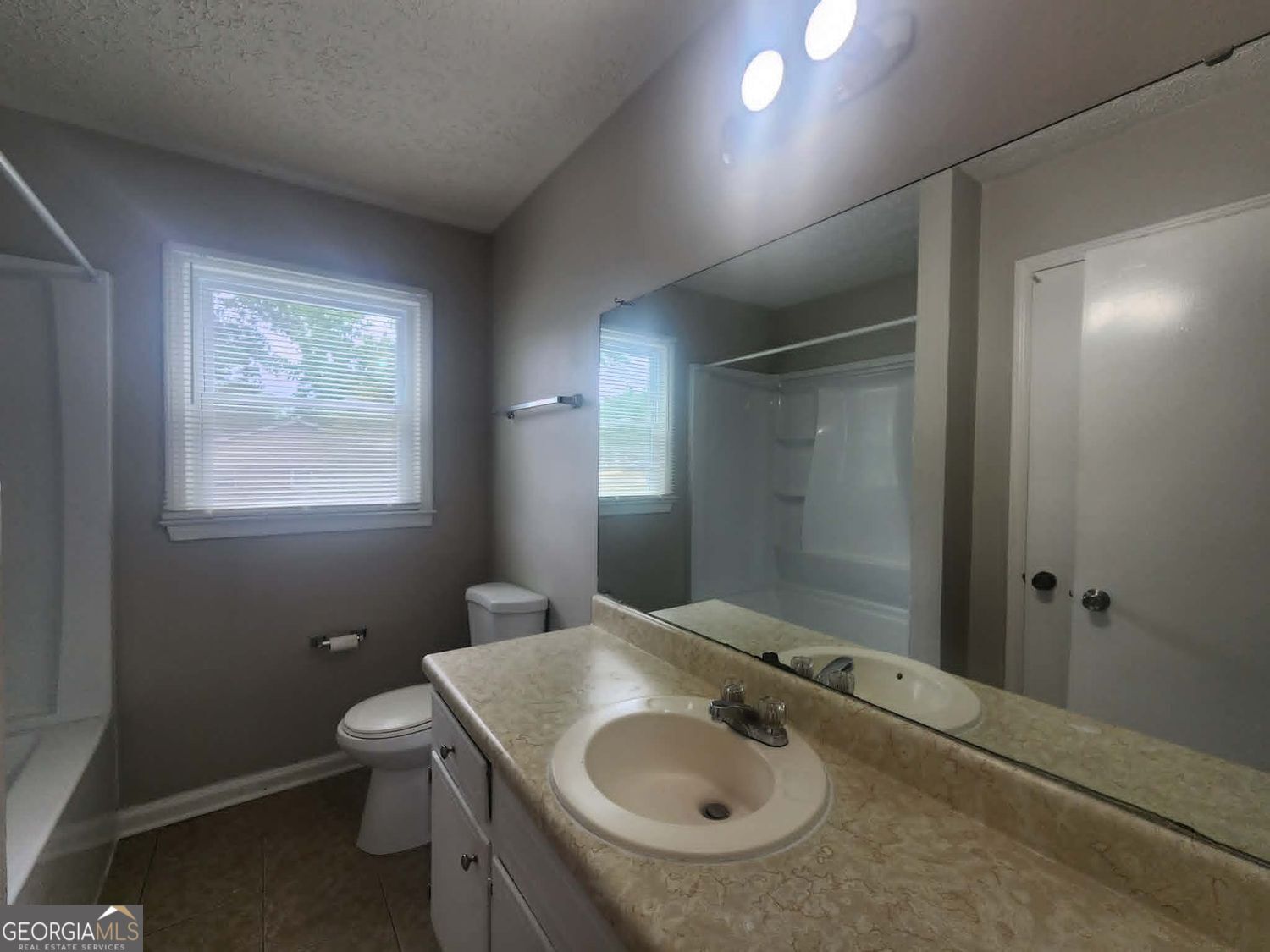 115 Plum Orchard Road Unit A Property Photo 9