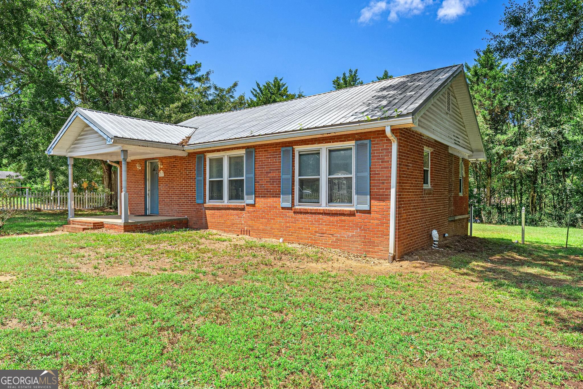 211 Harmony Street Property Photo 5