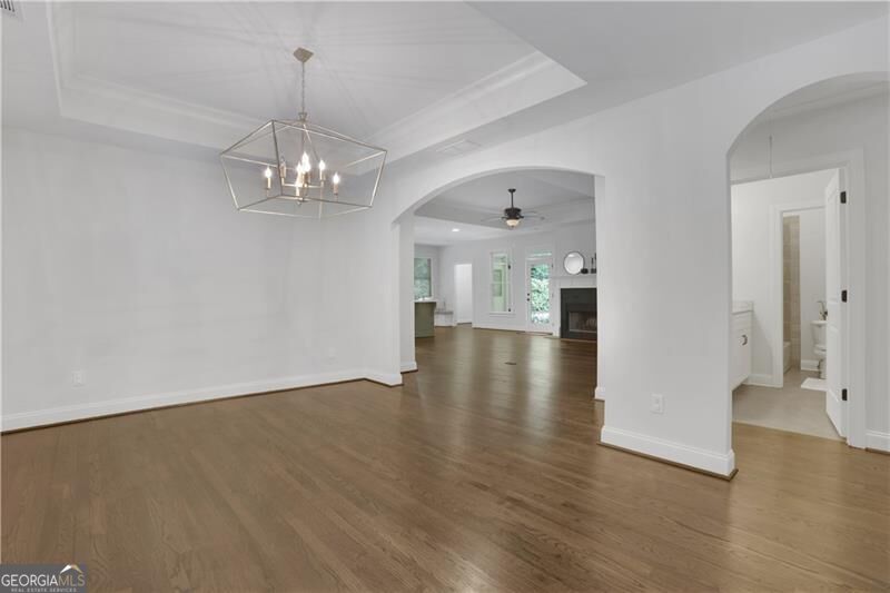 3252 Lavista Road Property Photo 8