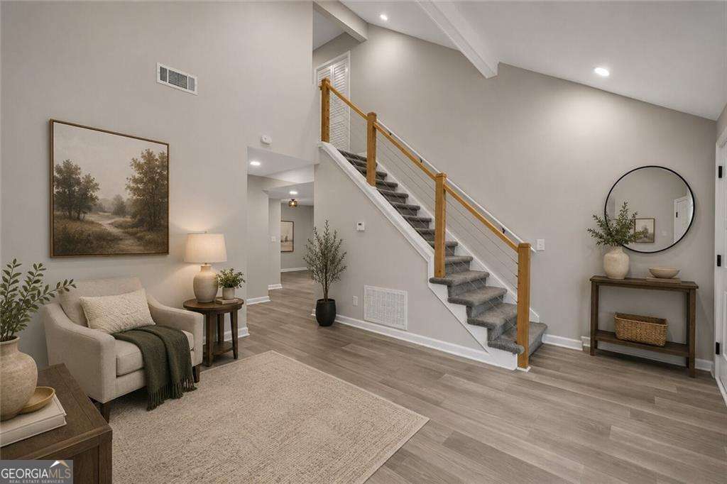 1044 Autumn Crest Court Property Photo 2