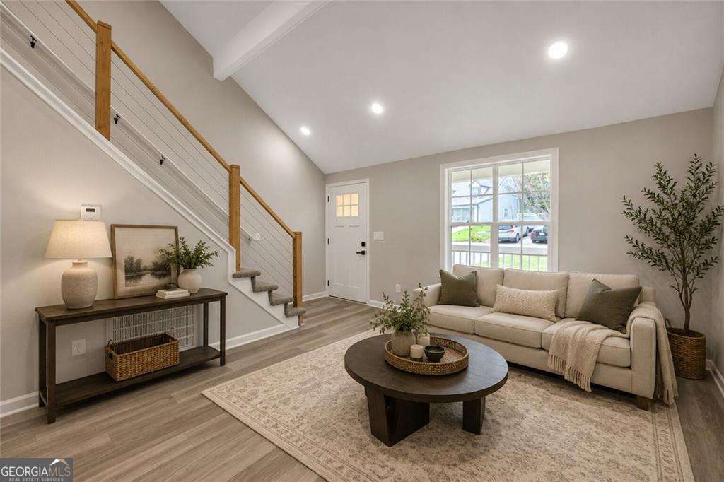 1044 Autumn Crest Court Property Photo 4
