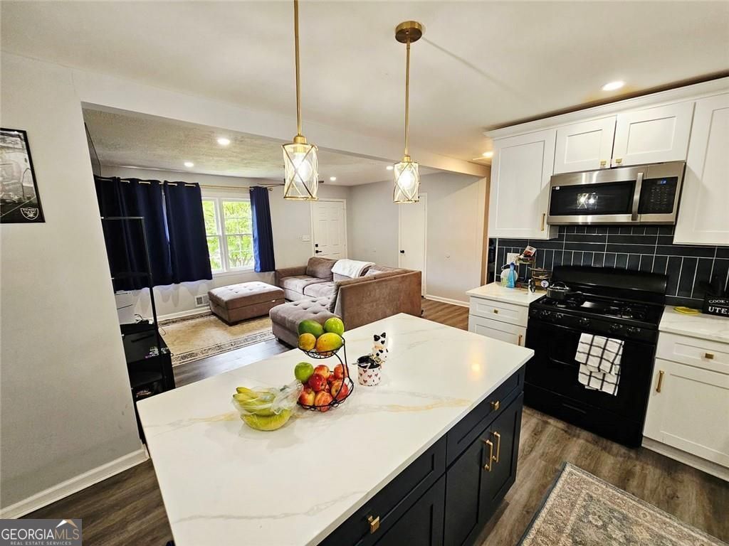 2096 Venesa Circle Property Photo 9