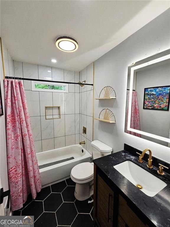 2096 Venesa Circle Property Photo 14