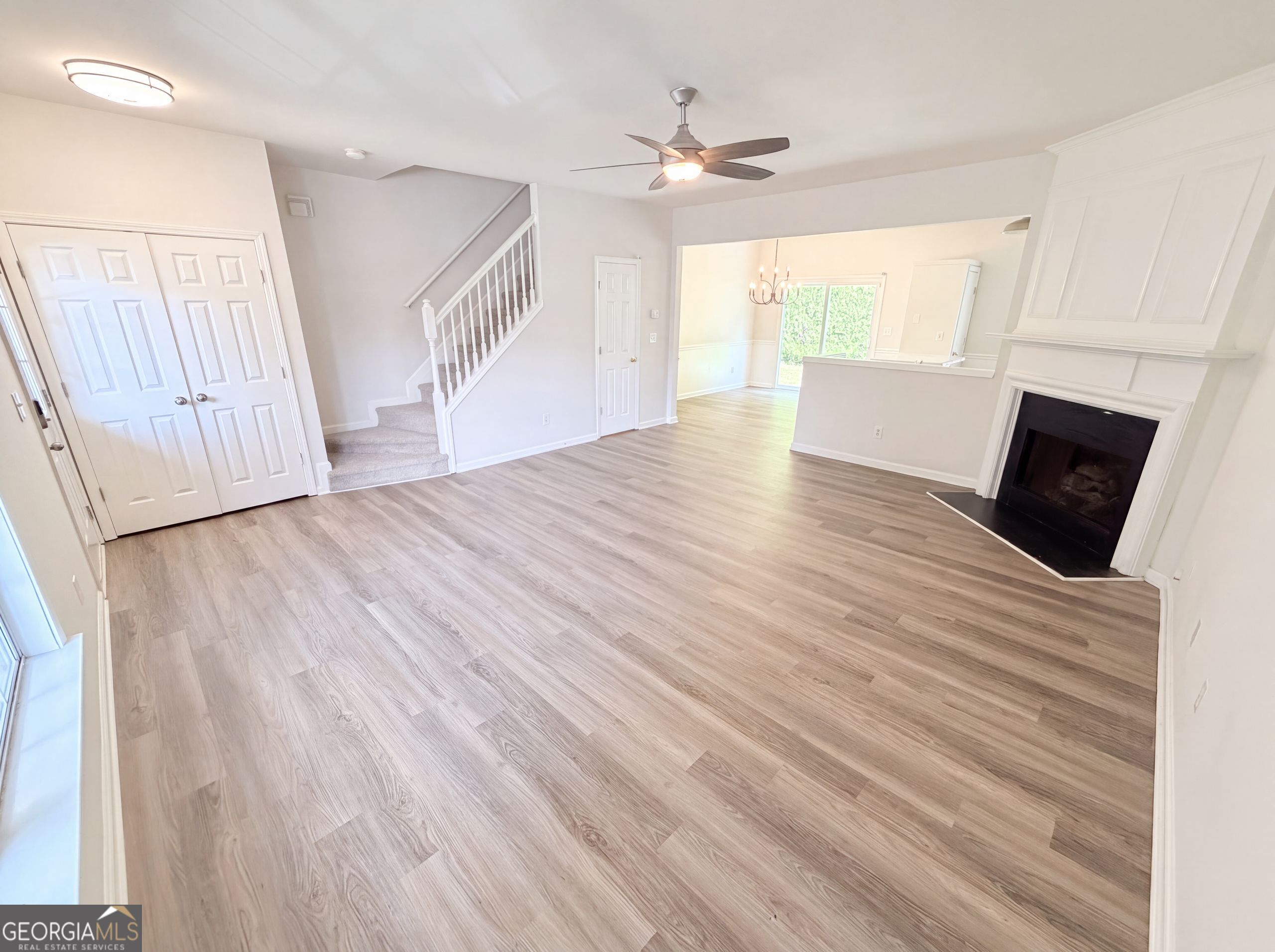9155 Nesbit Ferry Road # 53 Property Photo 3