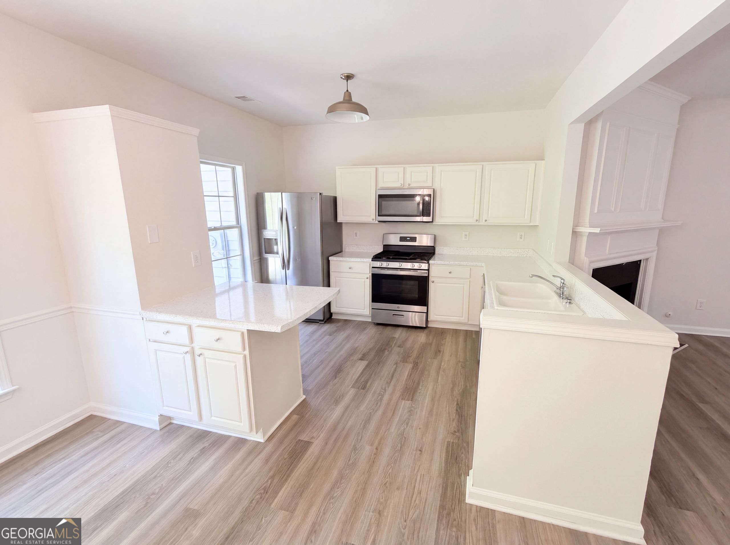 9155 Nesbit Ferry Road # 53 Property Photo 6