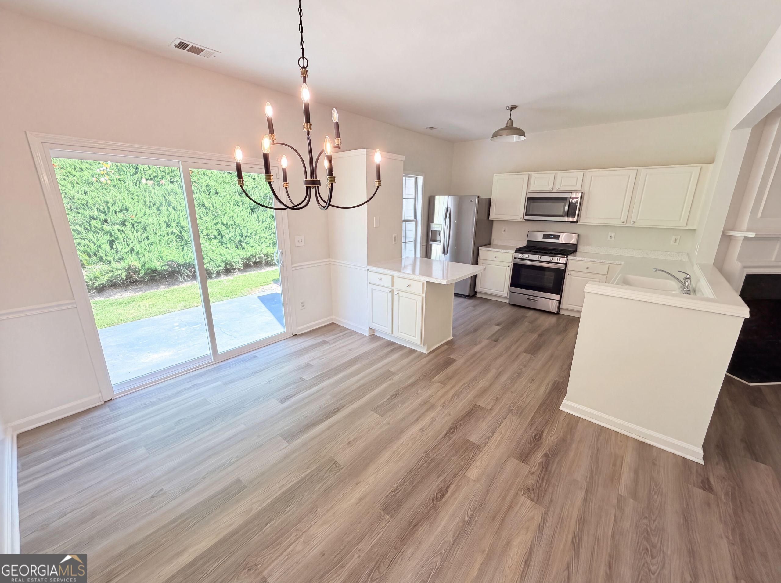 9155 Nesbit Ferry Road # 53 Property Photo 12