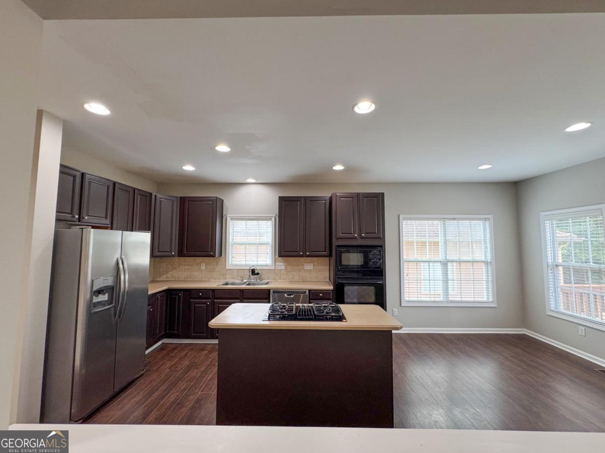 7172 Thoreau Circle Property Photo 14