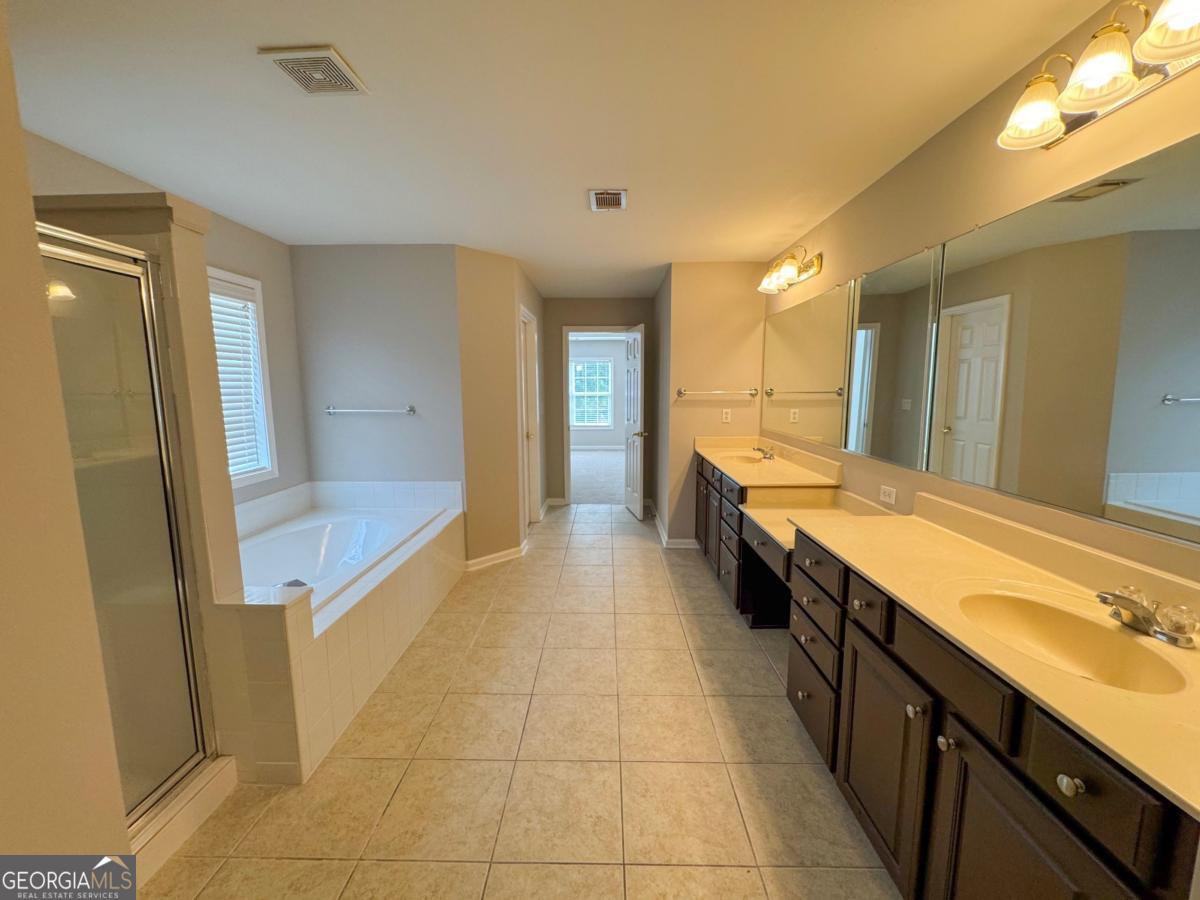 7172 Thoreau Circle Property Photo 29