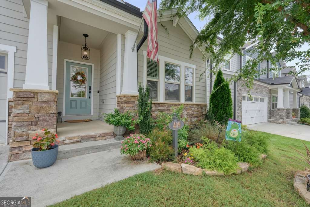 409 Mcdaniel Place Property Photo 3