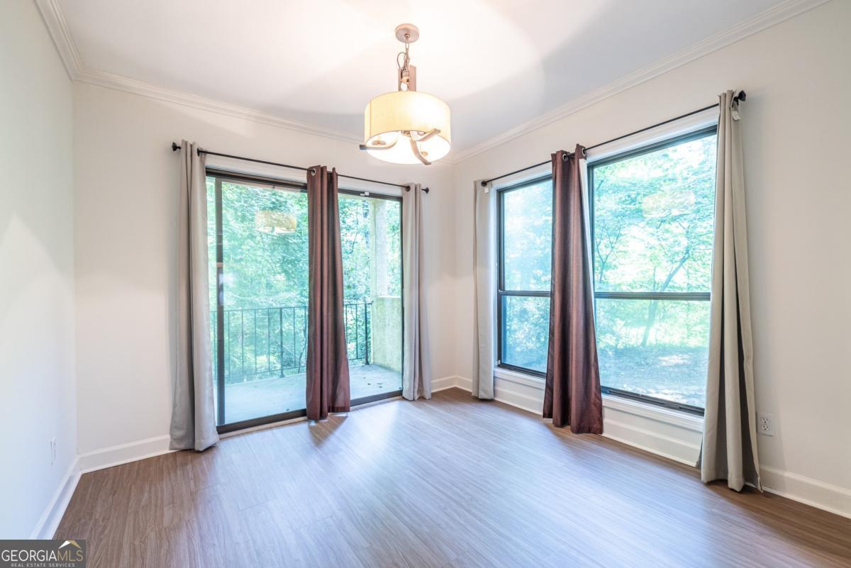 1006 Donegal Se Property Photo 11