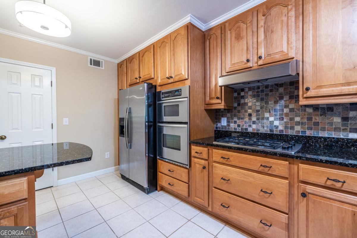 1006 Donegal Se Property Photo 17