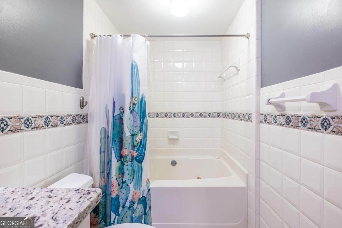 1006 Donegal Se Property Photo 31