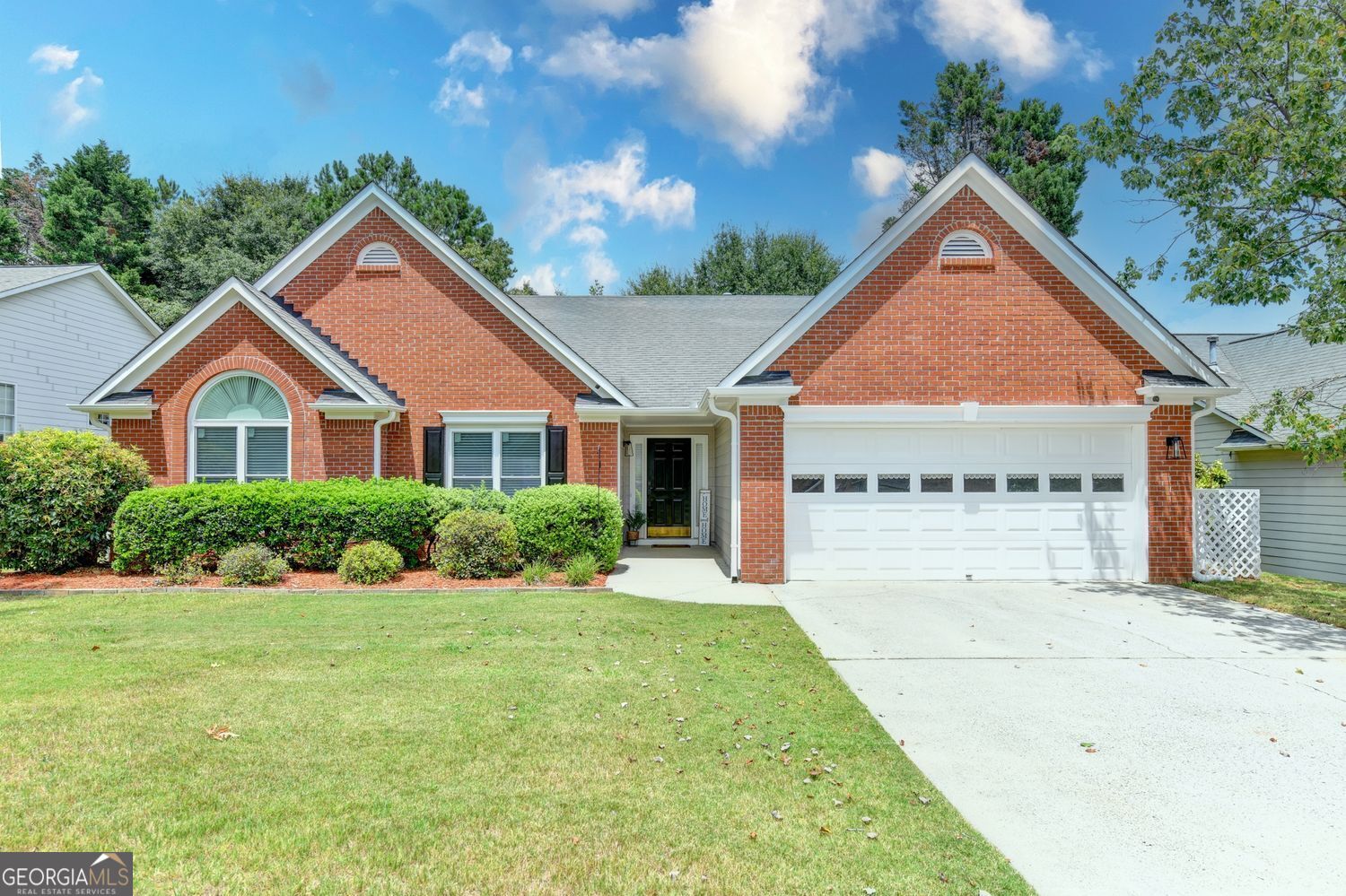 1581 Highland Bluff Court Property Photo 1