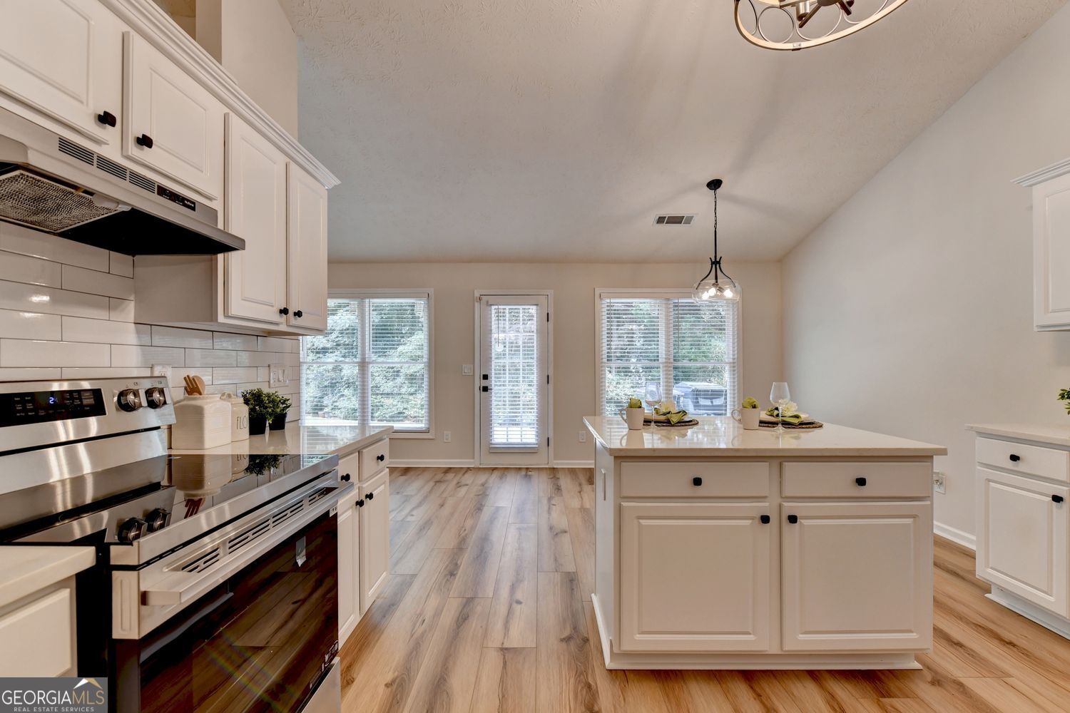 1581 Highland Bluff Court Property Photo 26