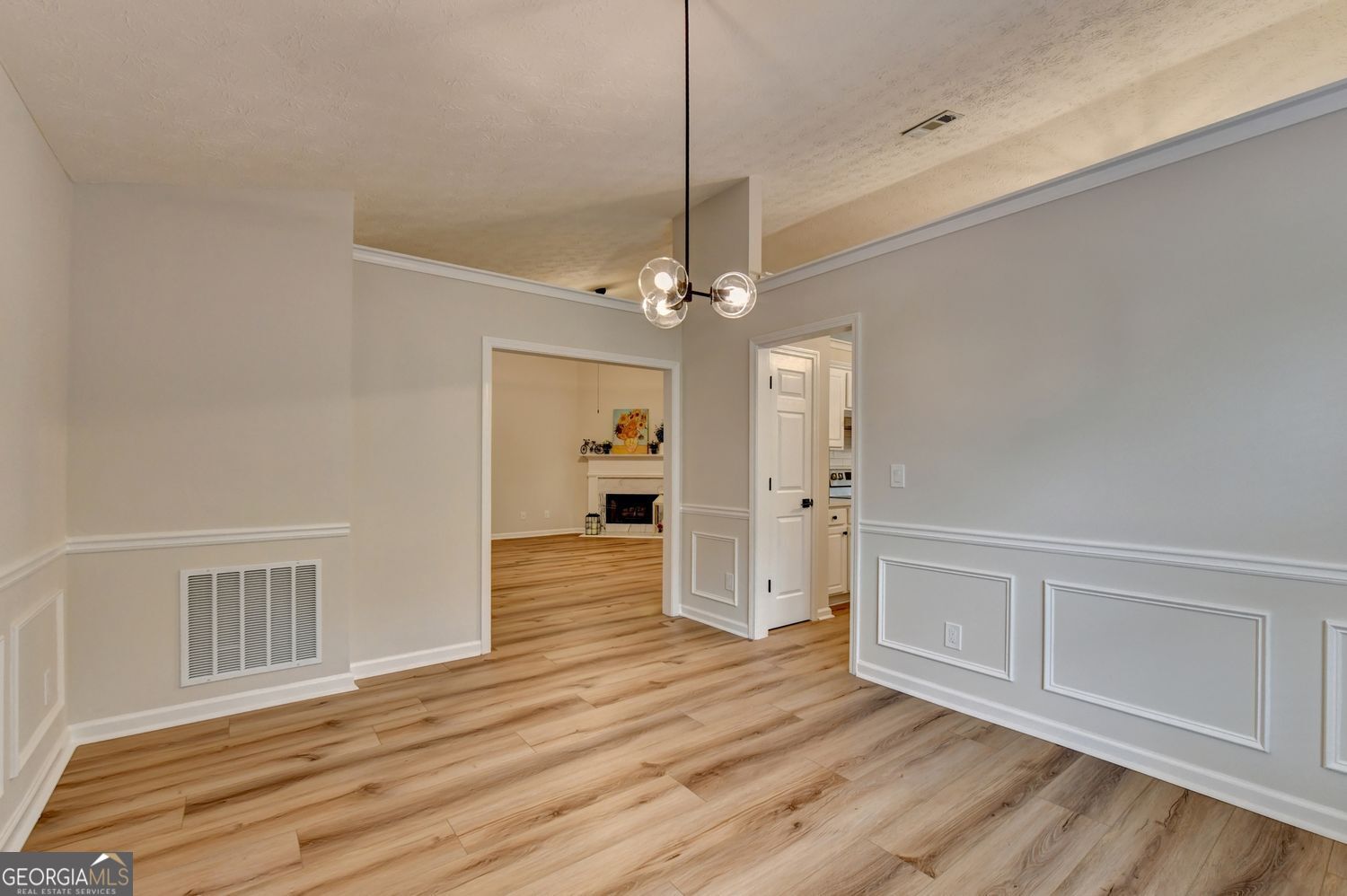 1581 Highland Bluff Court Property Photo 34