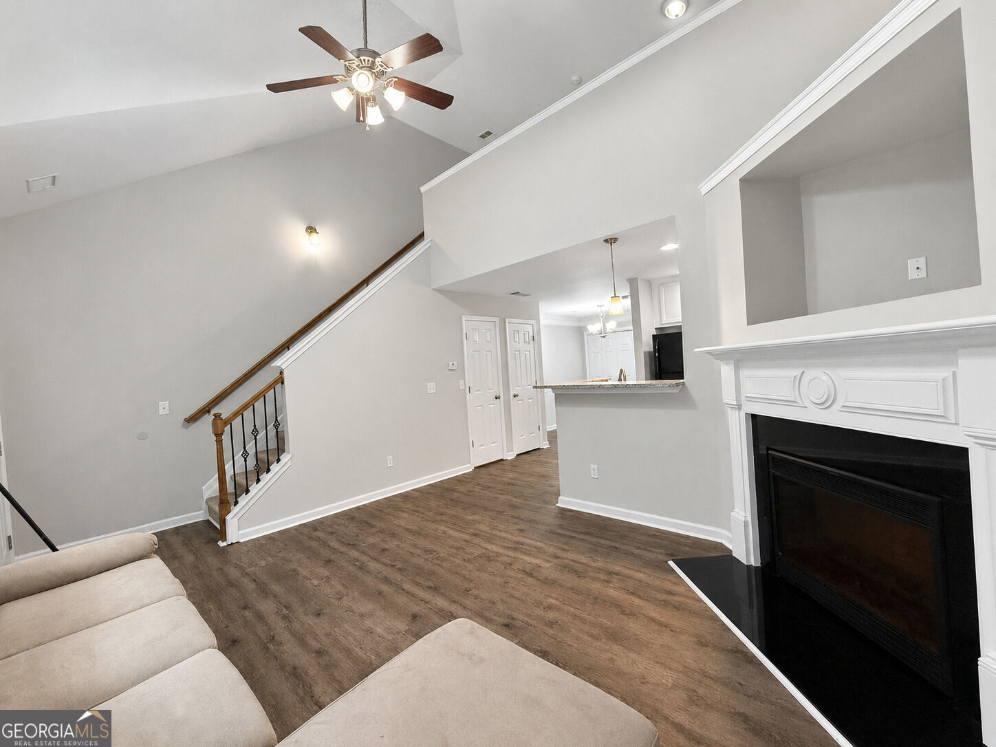 2184 Olmadison View Property Photo 3
