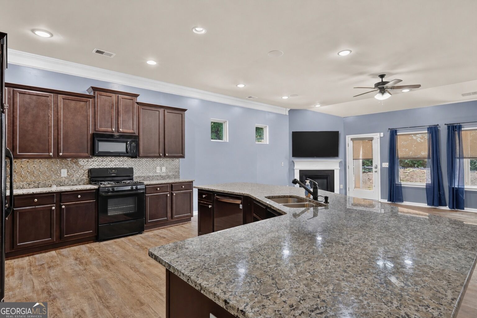 21 Copeland Lane Property Photo 8