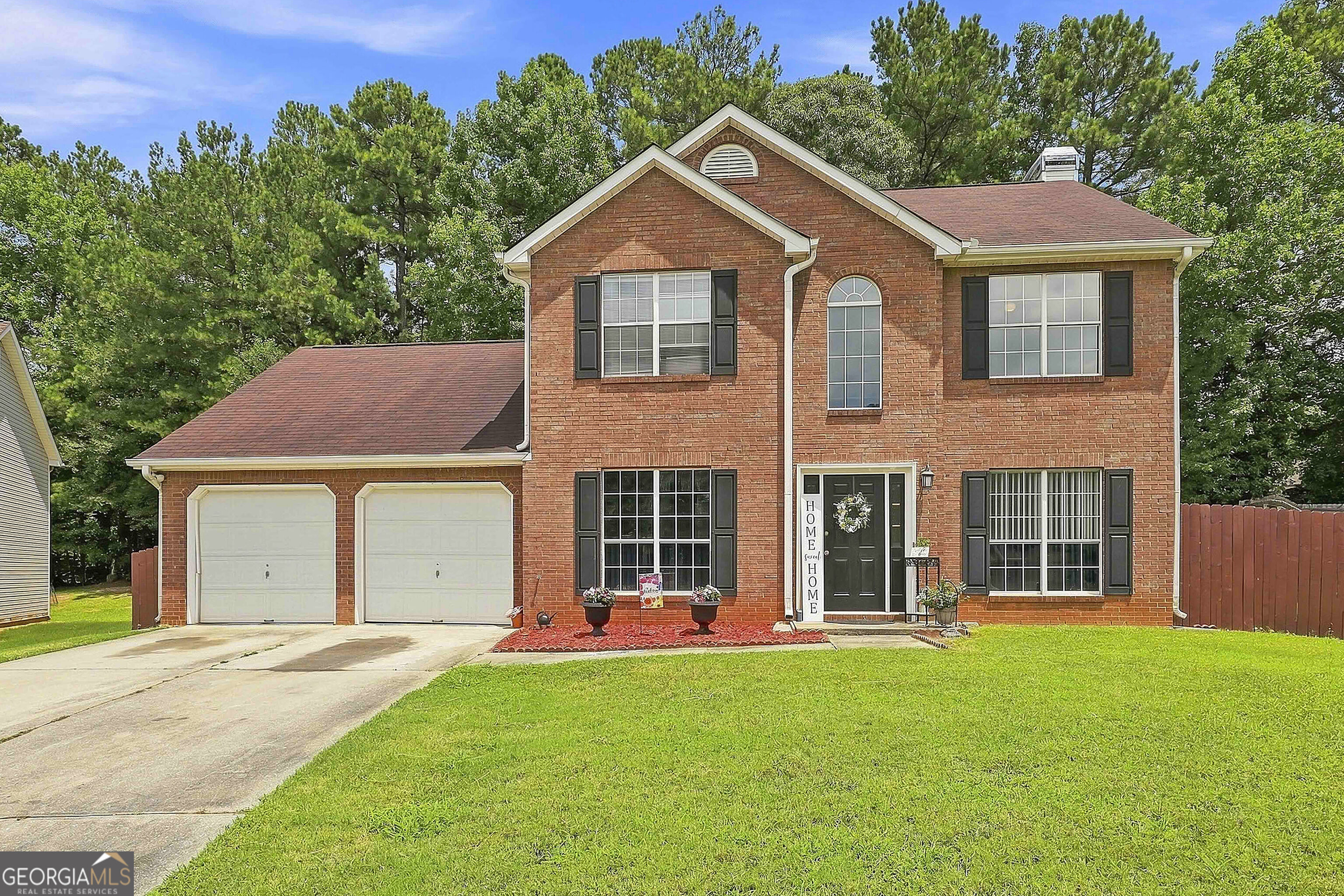 12198 Crestwood Court Property Photo 1