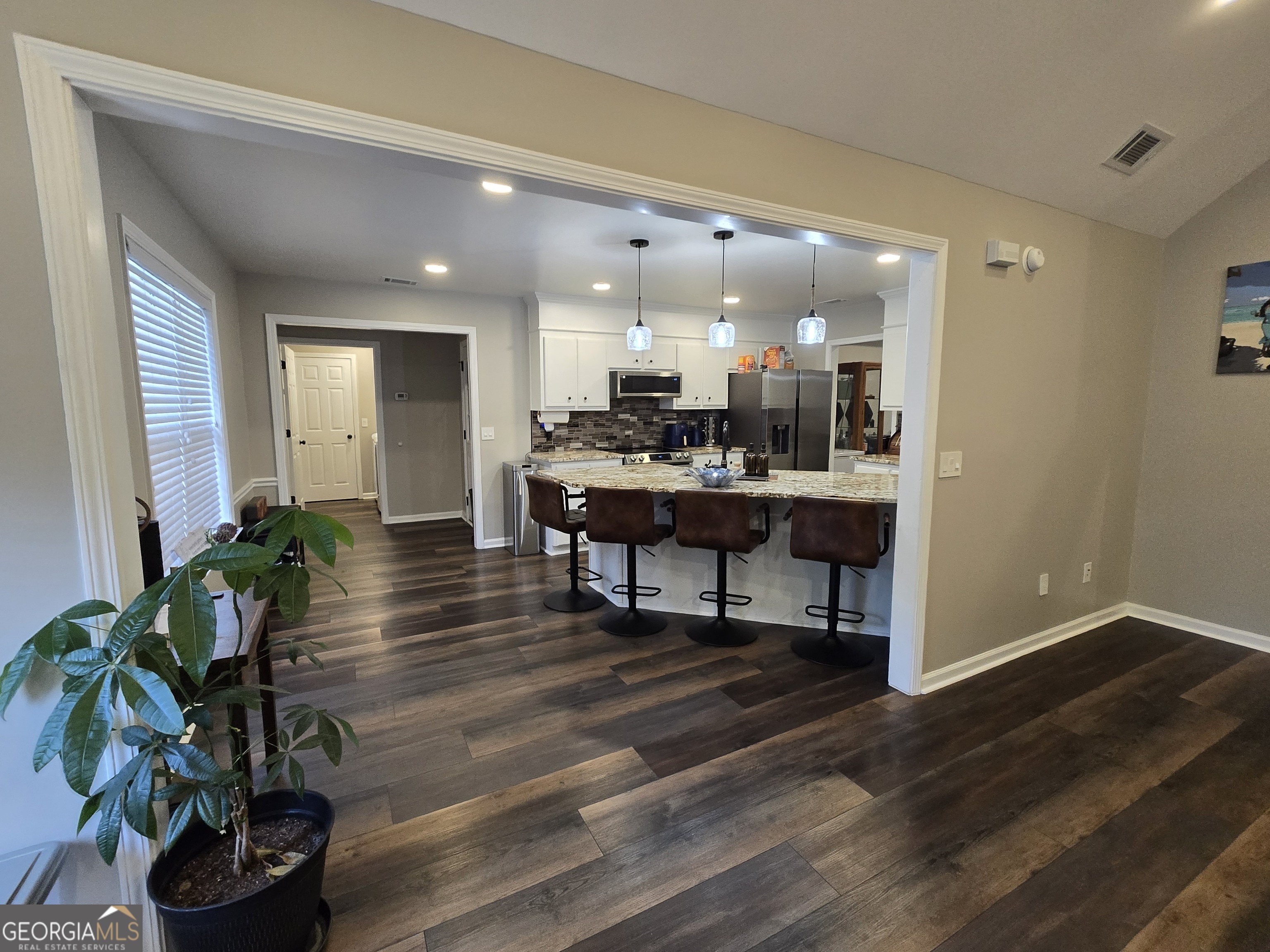 1612 Harvest Way Property Photo 9