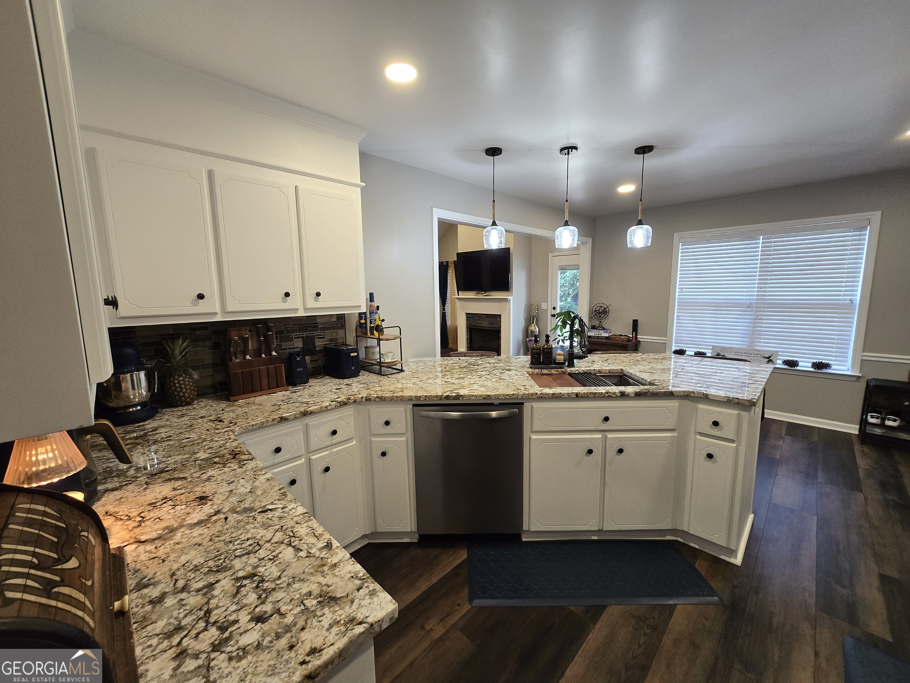 1612 Harvest Way Property Photo 15