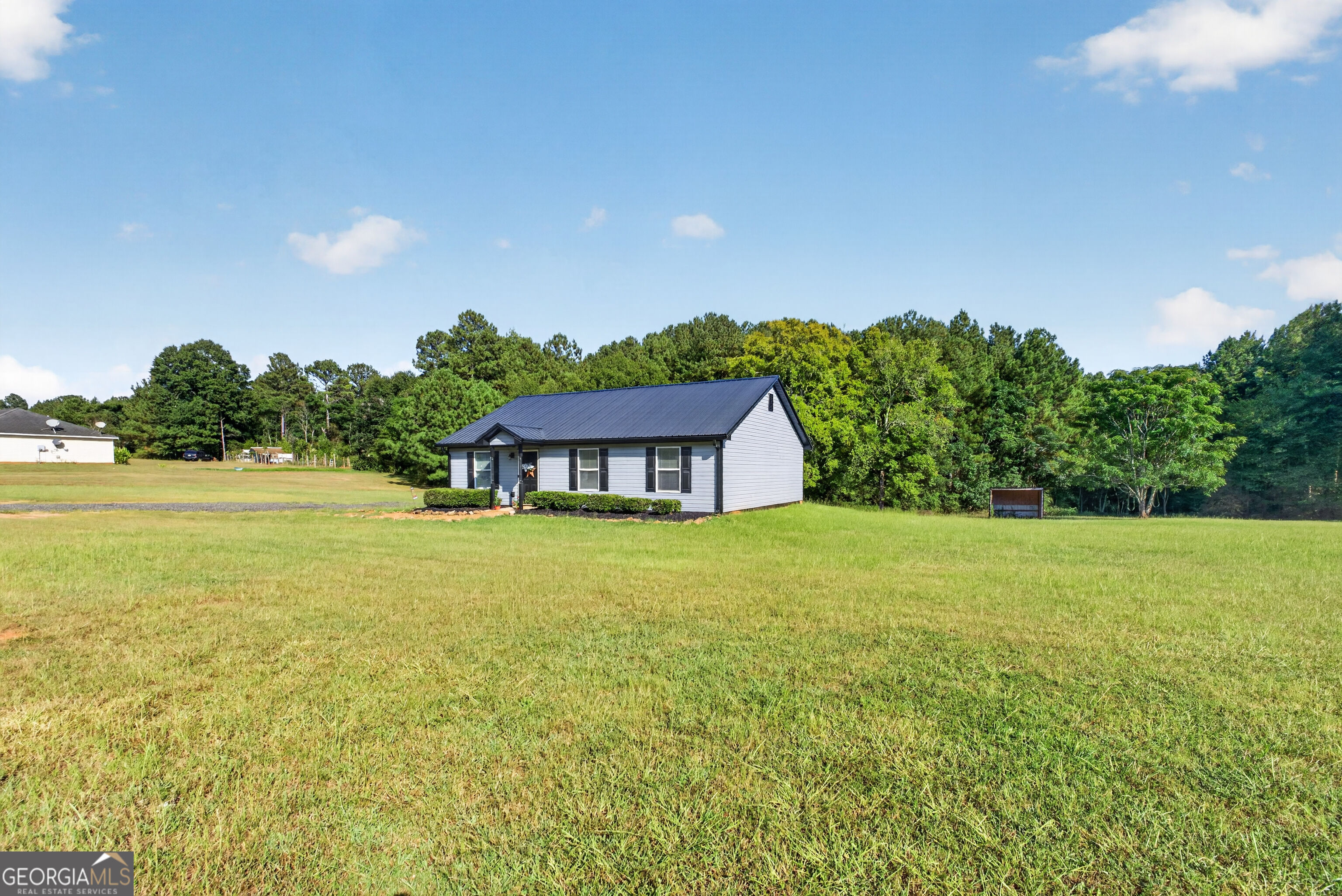 1300 Hill Street Property Photo 4