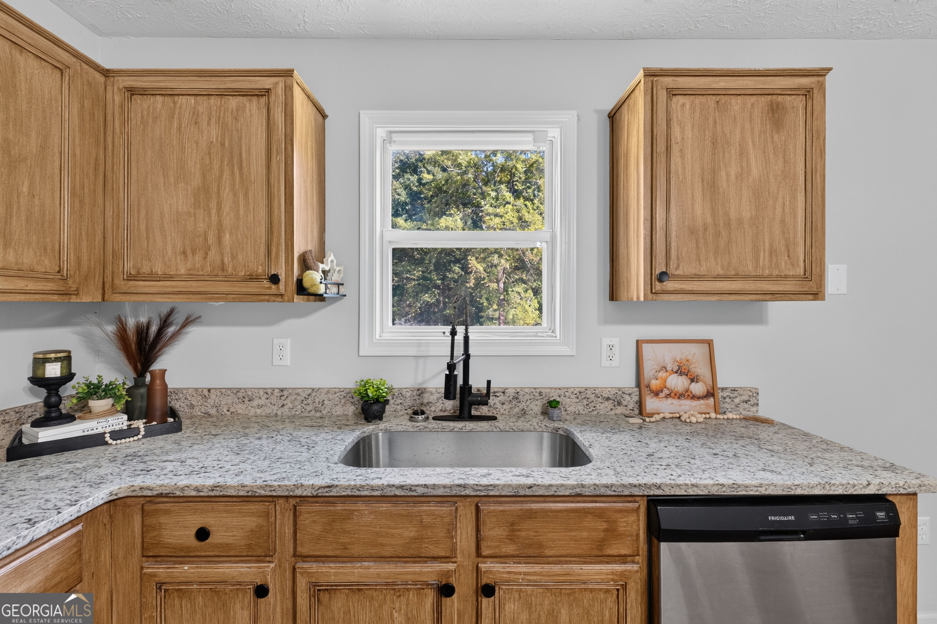 1300 Hill Street Property Photo 15