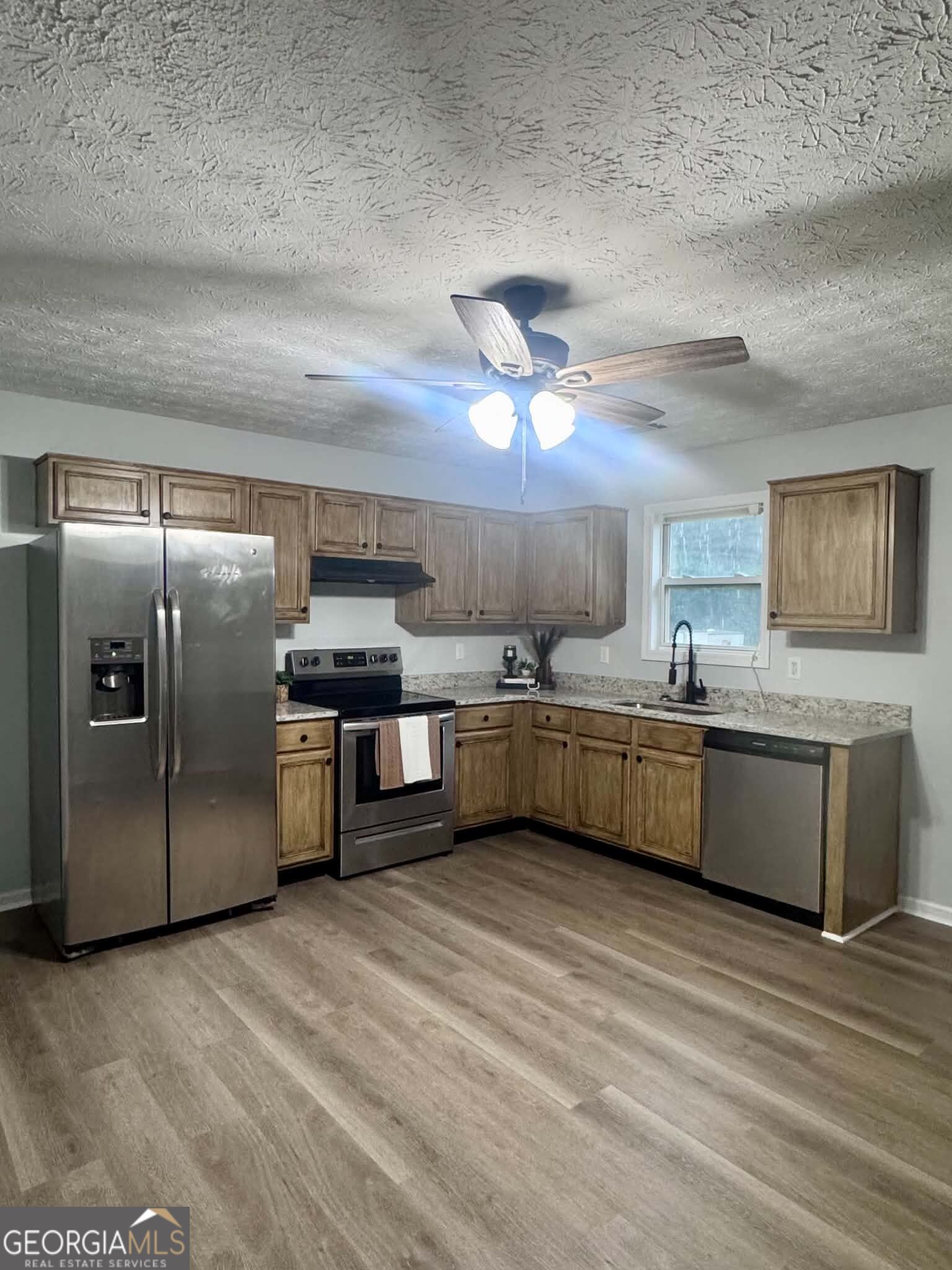 1300 Hill Street Property Photo 16