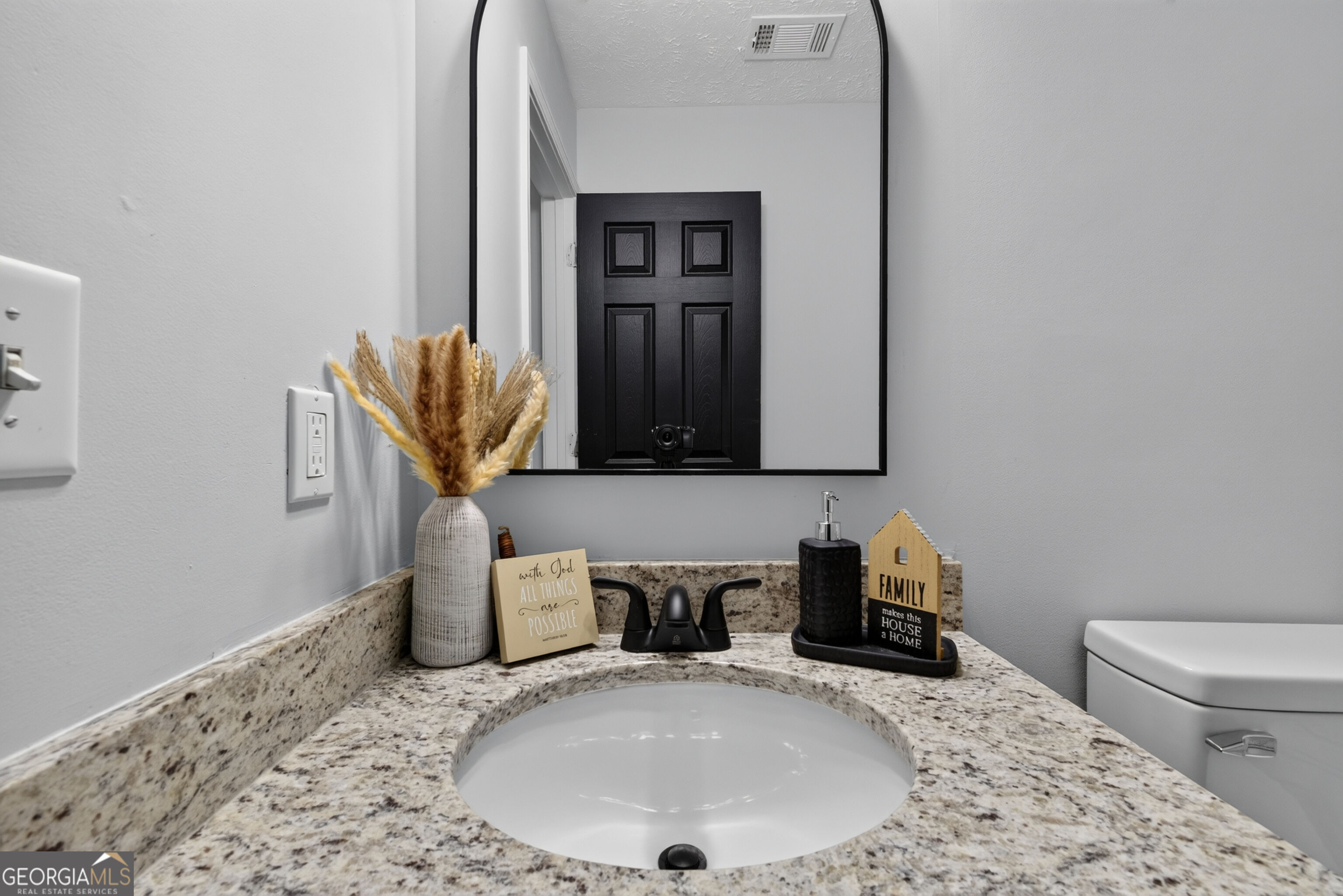 1300 Hill Street Property Photo 23