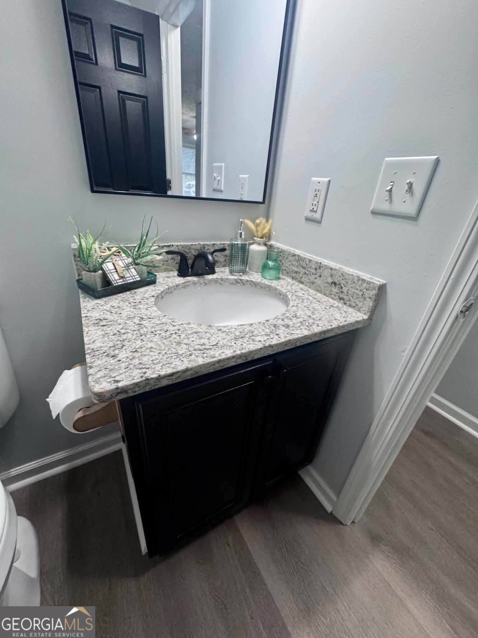 1300 Hill Street Property Photo 31