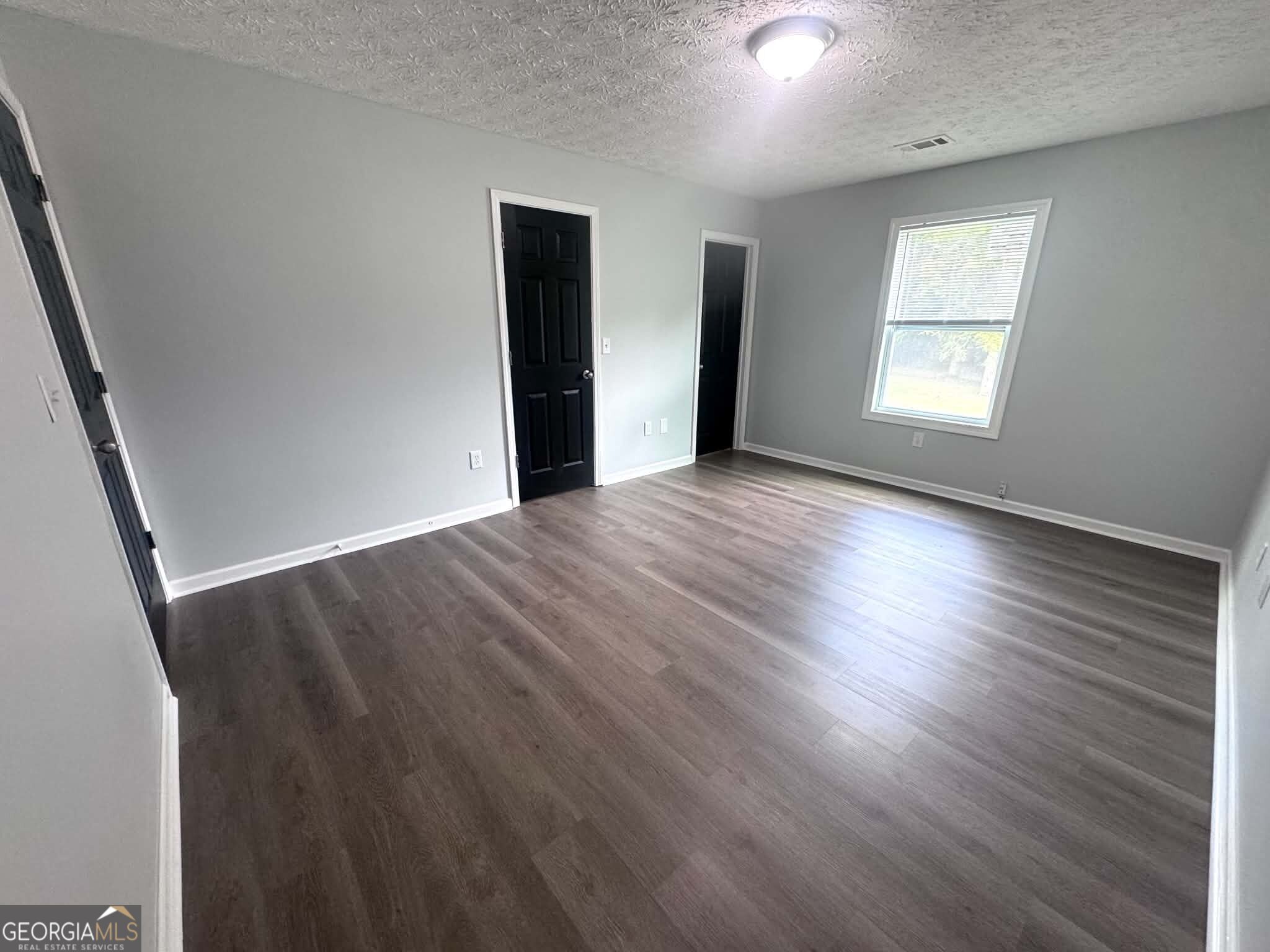 1300 Hill Street Property Photo 32