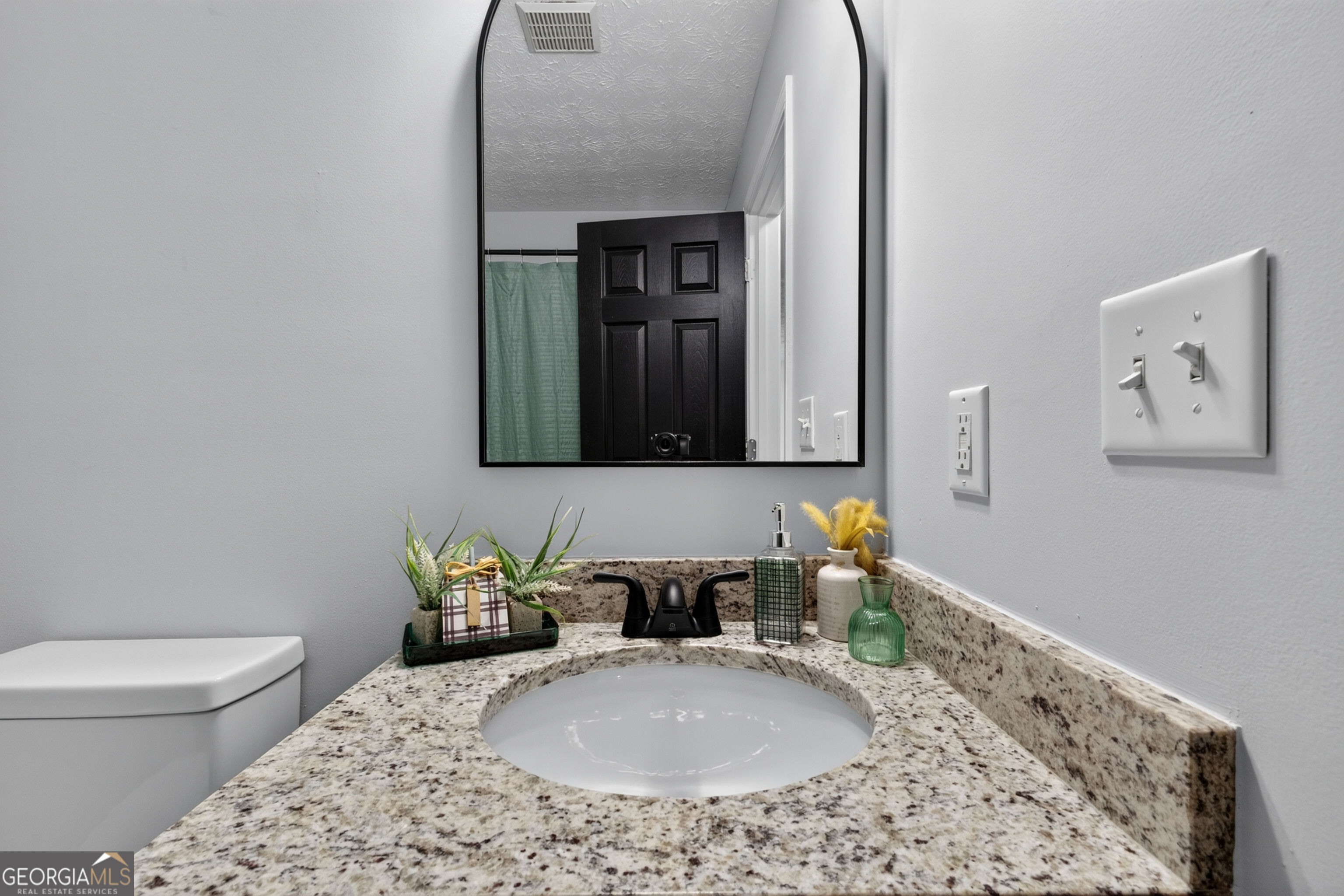 1300 Hill Street Property Photo 32