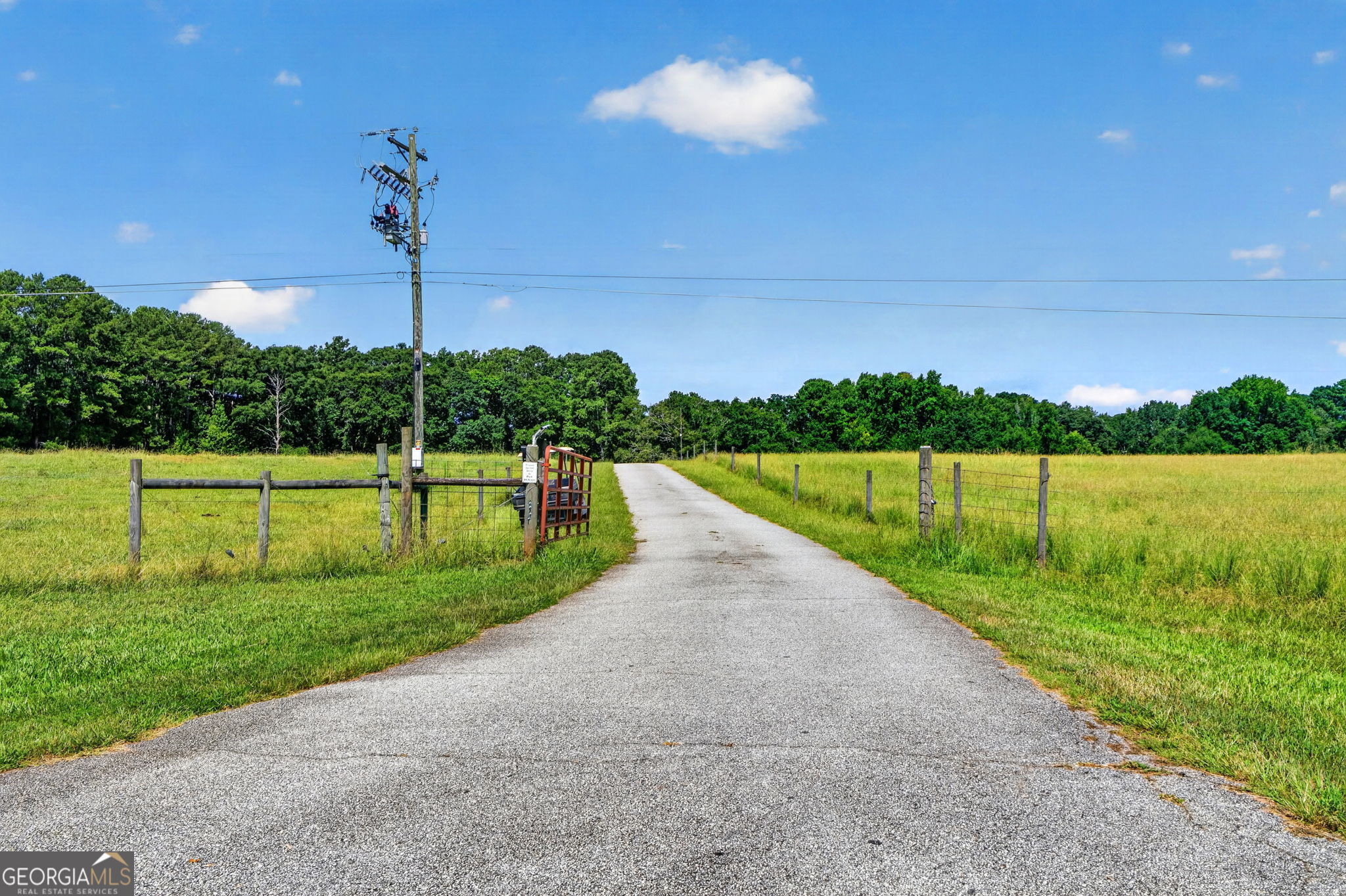 2614 Locust Grove Road Property Photo 4