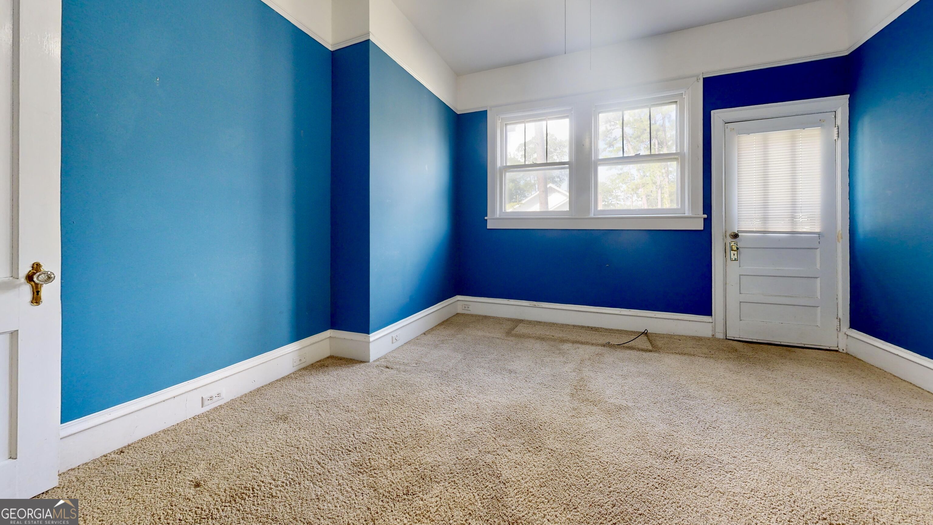 609 Holly Street Property Photo 18