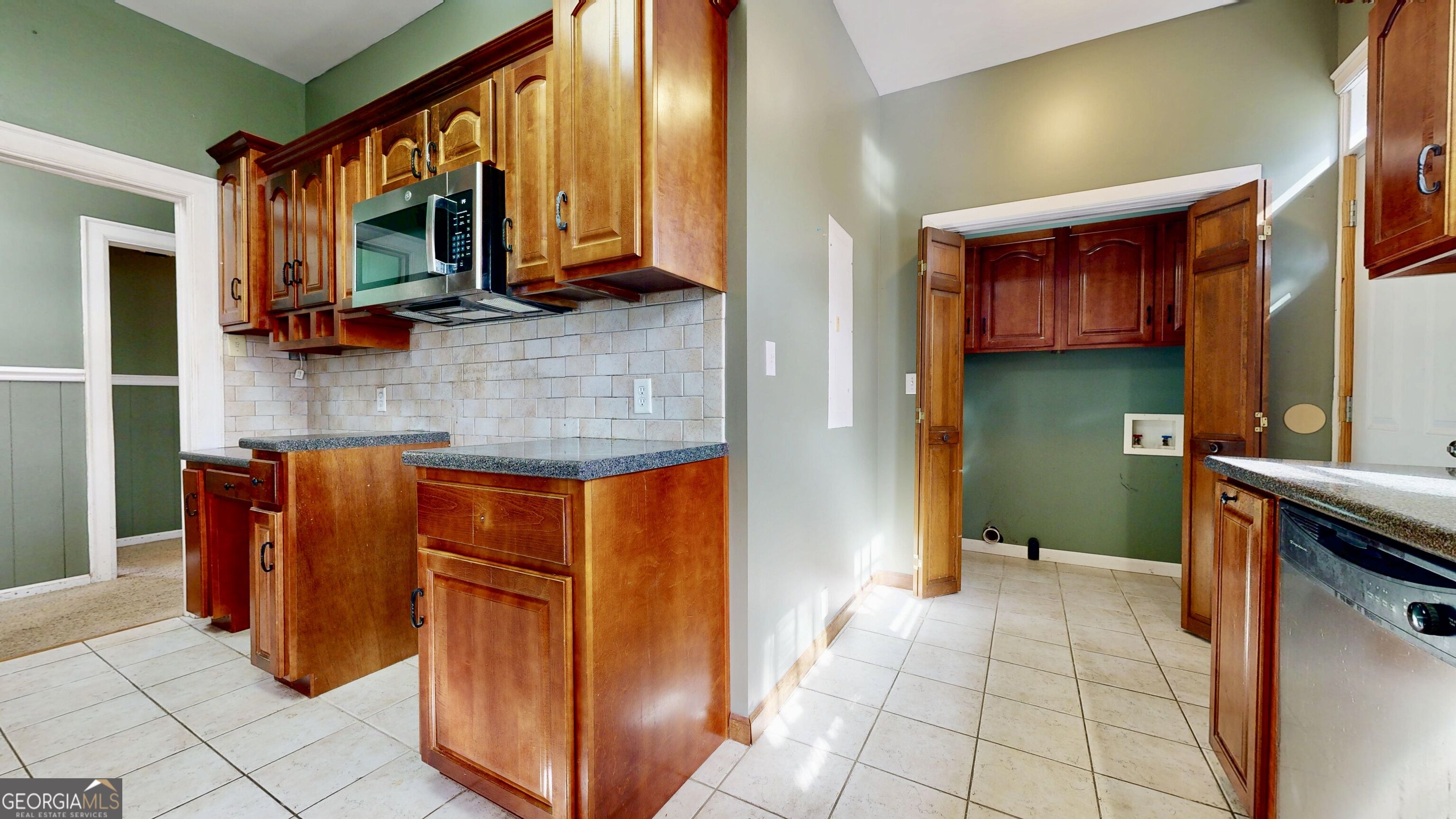 609 Holly Street Property Photo 20